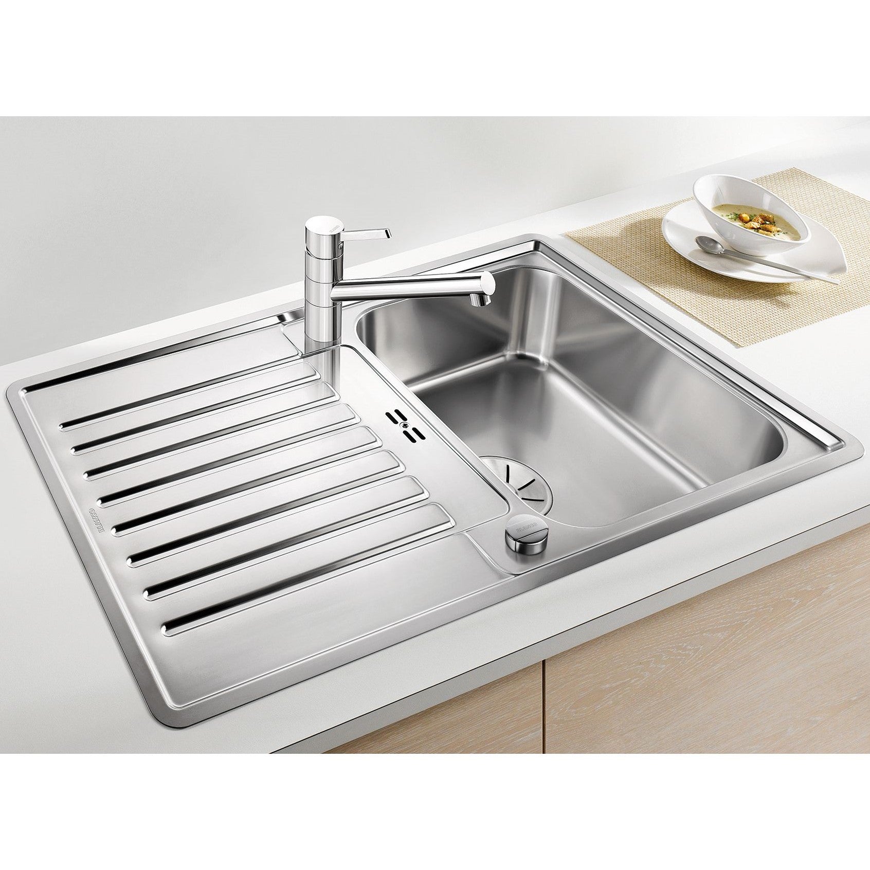 517599 Blanco Tivo vrtljiva kuhinjska armatura