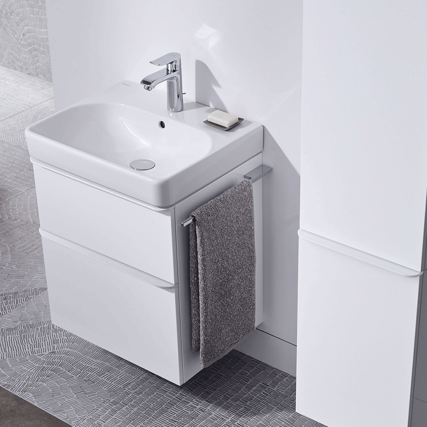 500.353.00.1 Geberit Smyle Square 73 x 47 cm omarica za umivalnik