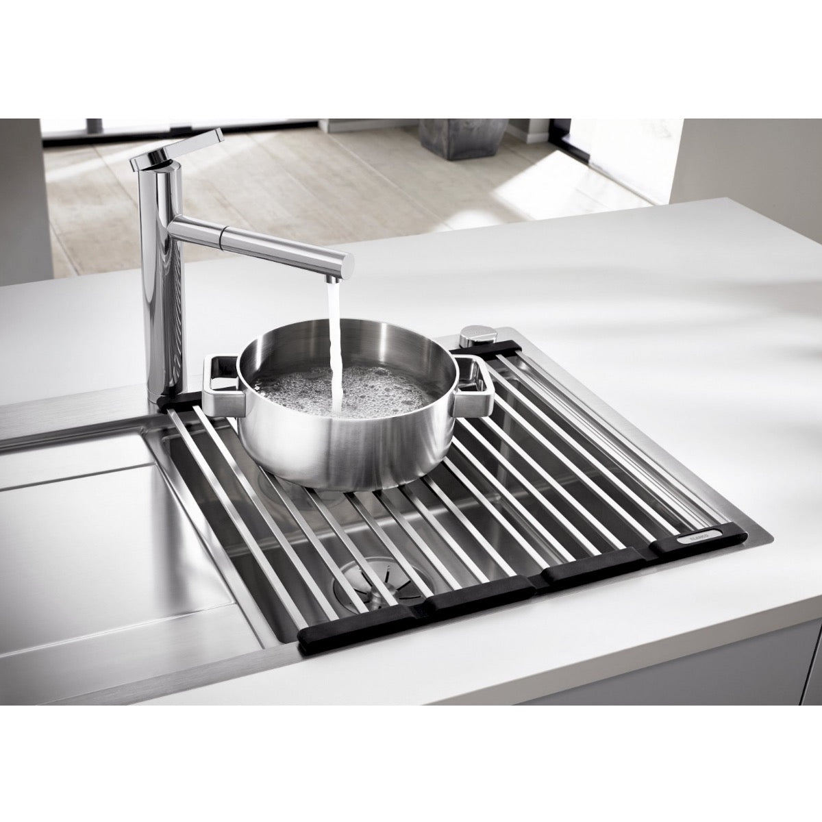 238482 Blanco zložljiva odcejalna rešetka za pomivalno korito