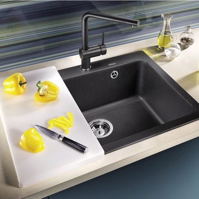 526149 Blanco Linus vrtljiva kuhinjska armatura črna