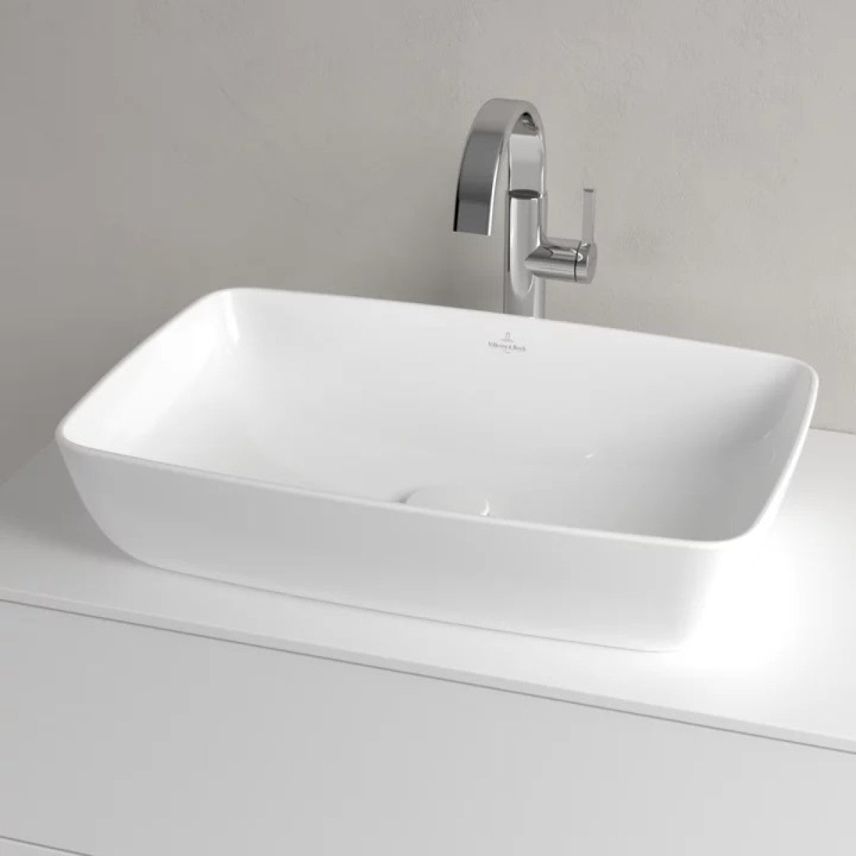 417258RW Villeroy & Boch Artis CeramicPlus 58 x 38,5 cm nadpultni umivalnik brez odprtine za armaturo