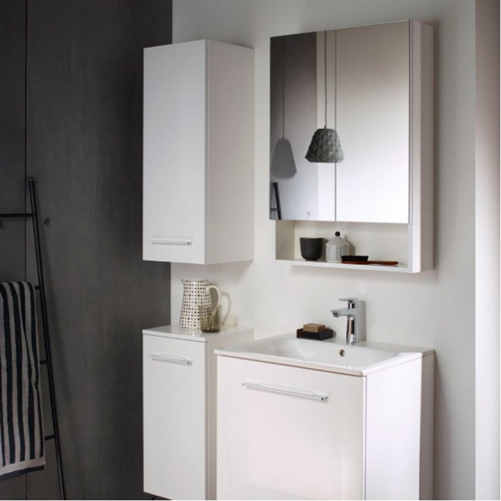 501.264.00.1 Geberit Selnova Square 59 x 85 cm omarica z ogledalom