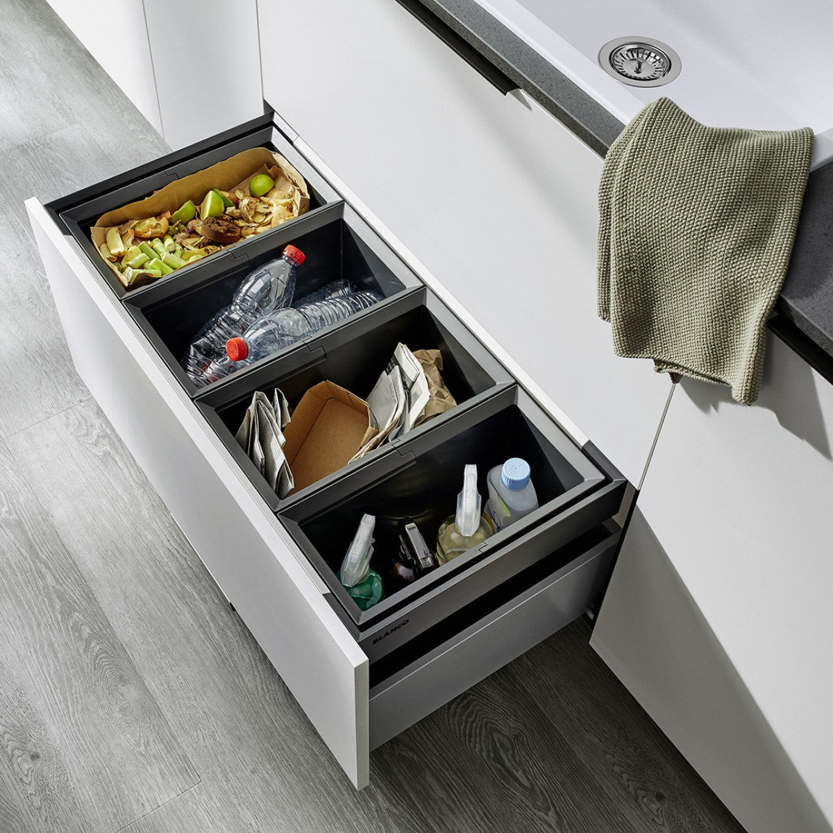 521475 Blanco Flexon II Low 90/4, 3x 19l, 1 x 16l sorter odpadkov