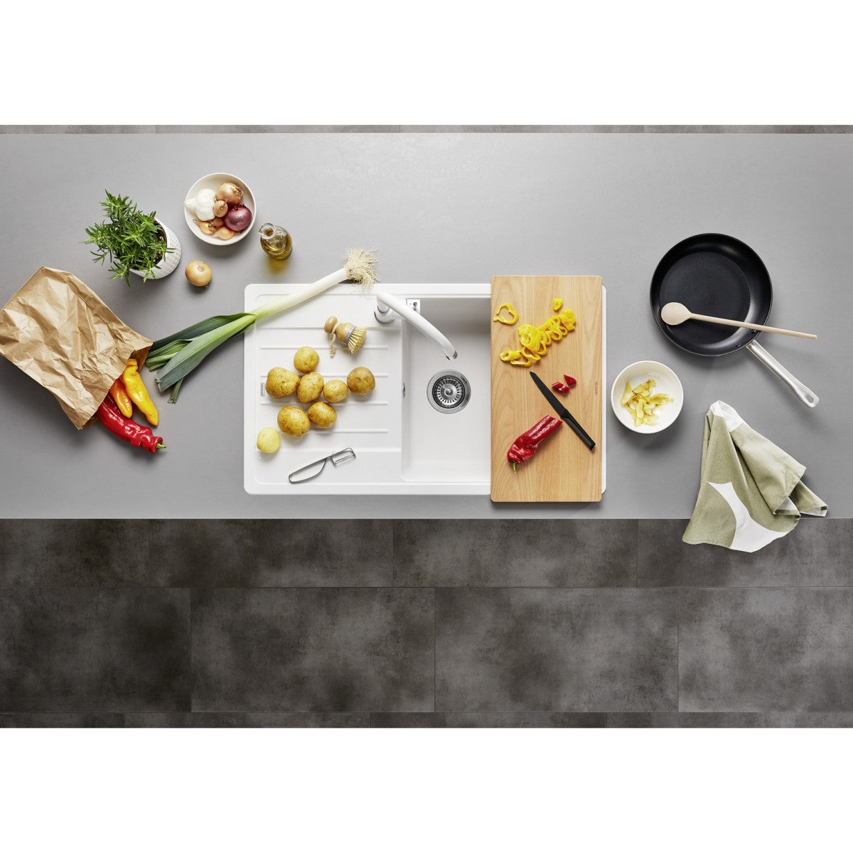 523328 Blanco Legra XL 6 S pomivalno korito iz umetnega kamna