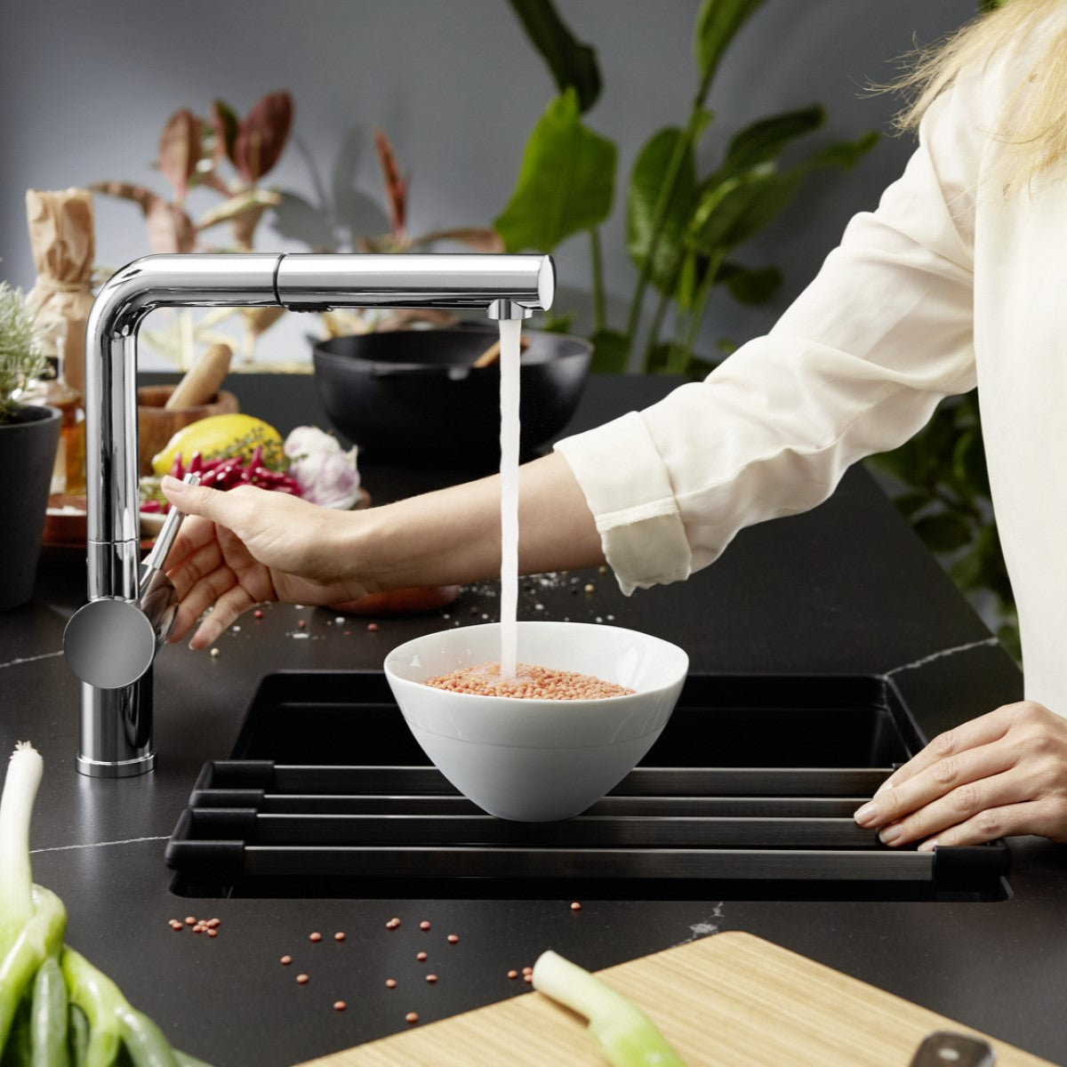 525990 Blanco Subline 400-U pomivalno korito iz umetnega kamna