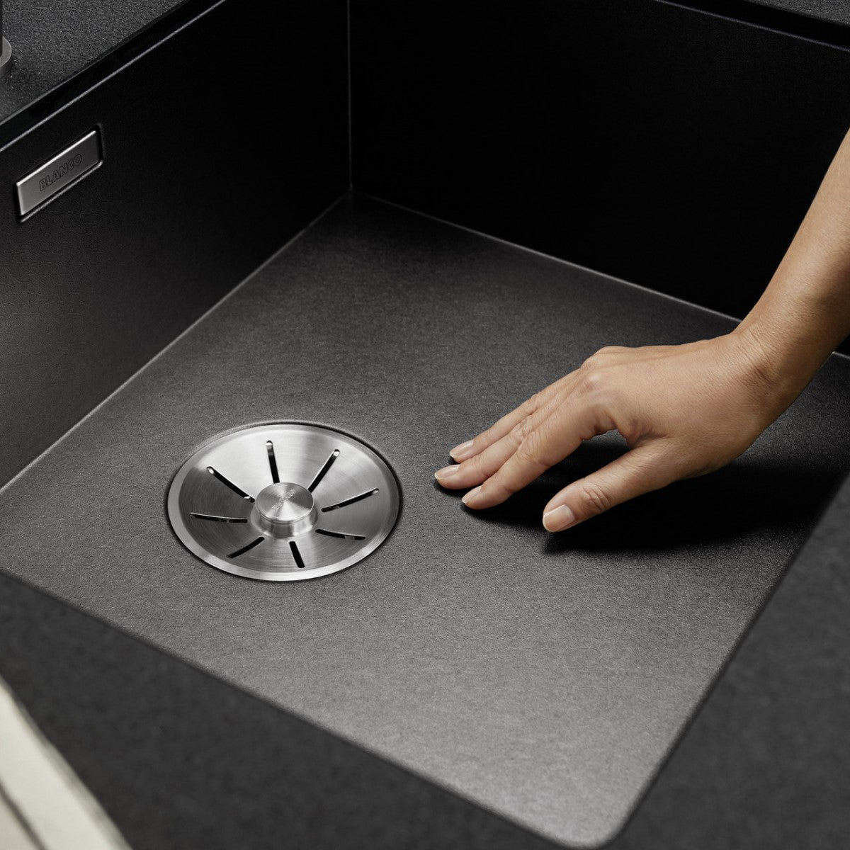 526243 Blanco Zerox 500-U Dark steel pomivalno korito iz nerjavnega jekla