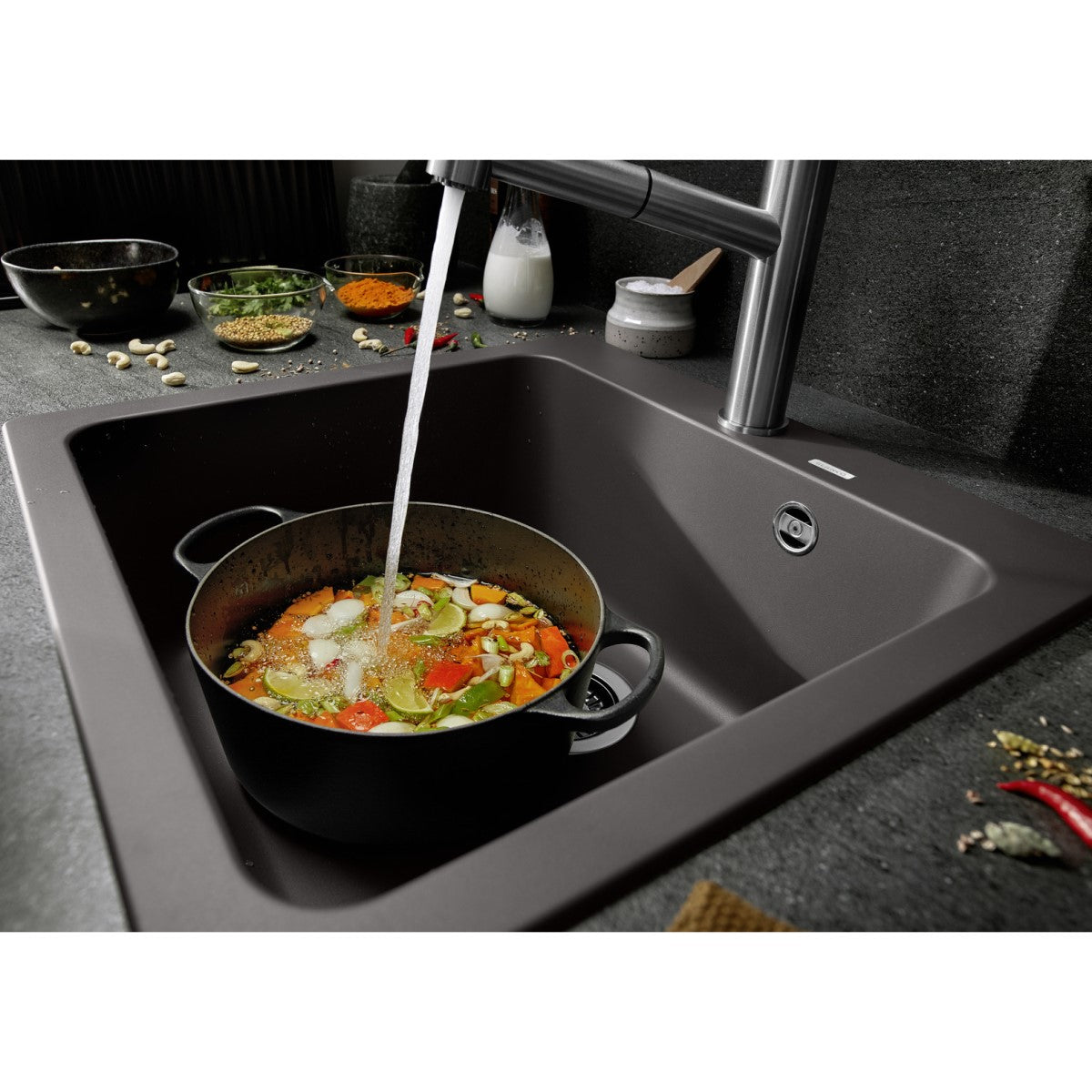 526582 Blanco Naya 5 pomivalno korito iz umetnega kamna