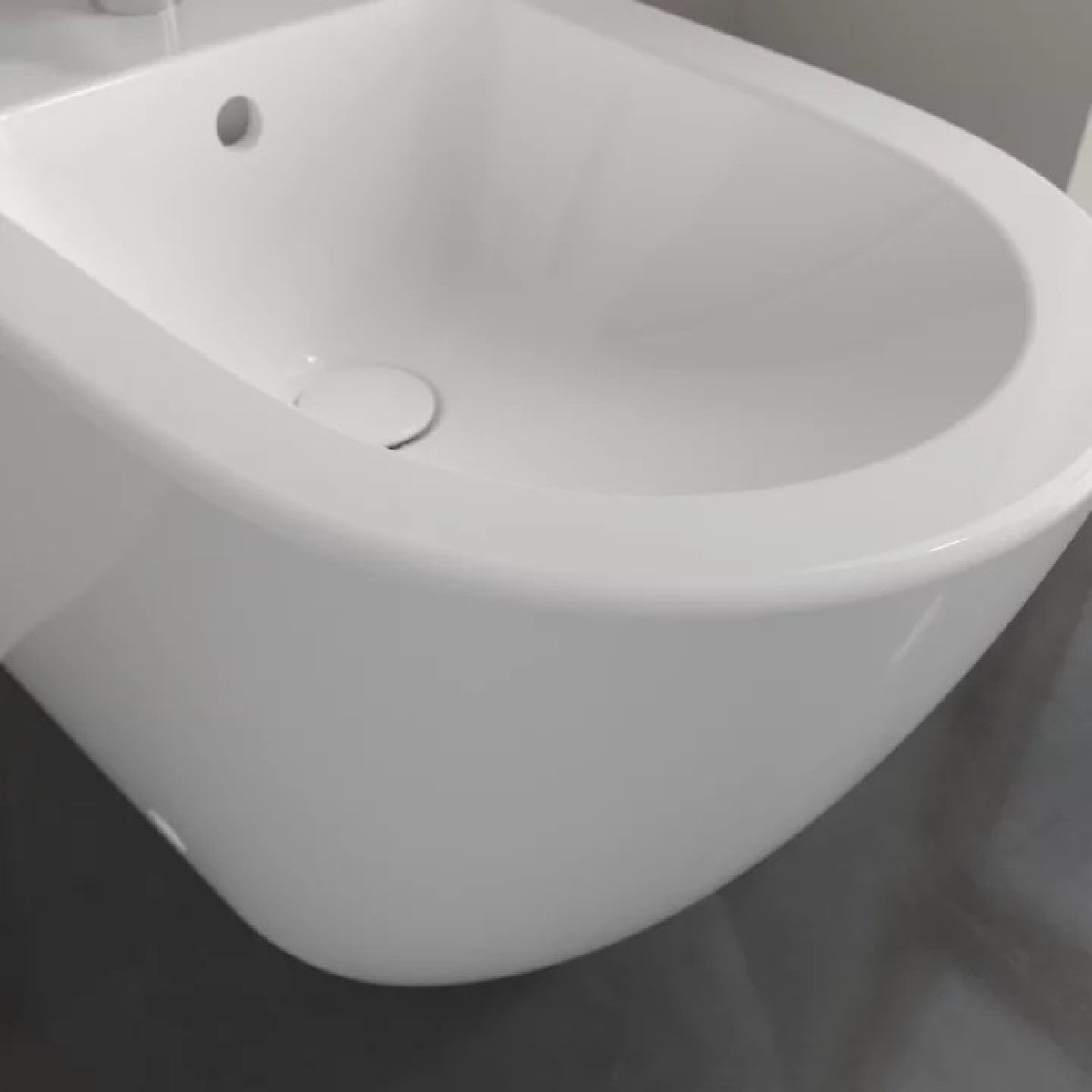 540100R1 Villeroy & Boch Subway 2.0 CeramicPlus 37,5 x 56 cm stoječi bide