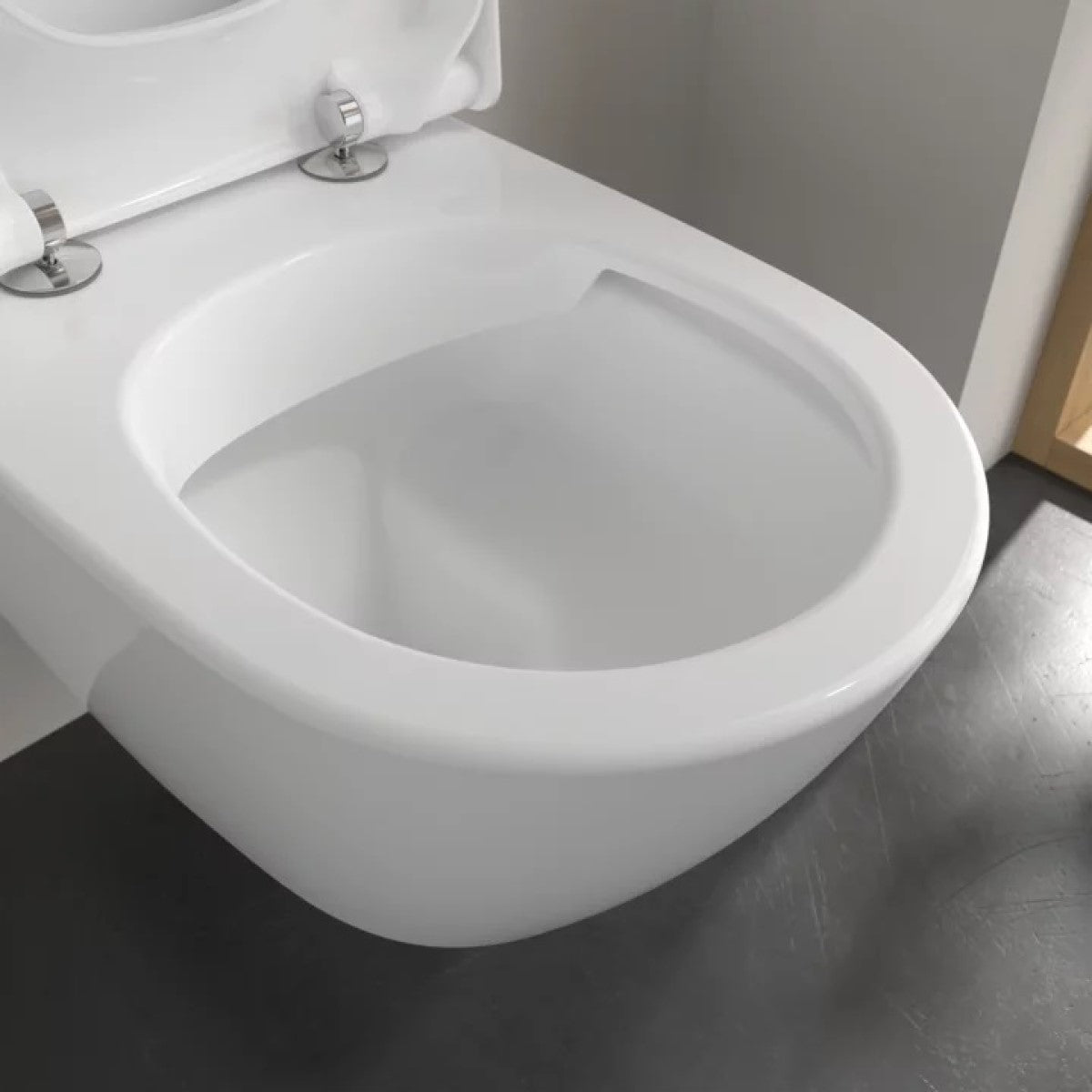 5614A1R1 Villeroy & Boch Subway 2.0 CeramicPlus ViFresh viseča brezrobna WC školjka