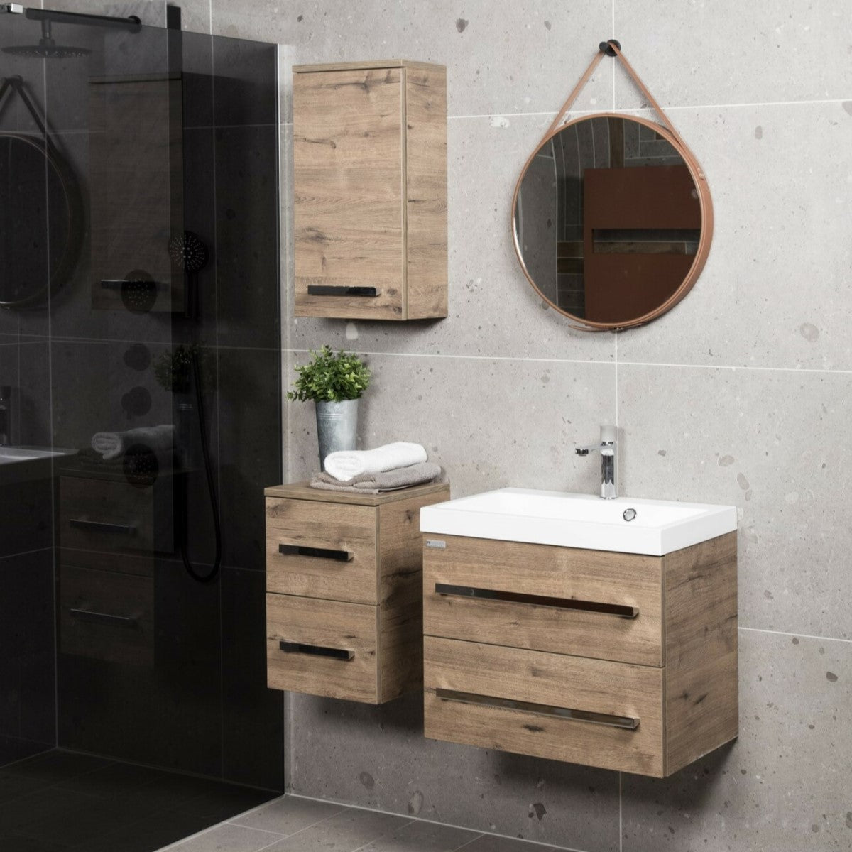 ZREM50H Naturel 50 x 50 cm okroglo ogledalo z usnjenim trakom