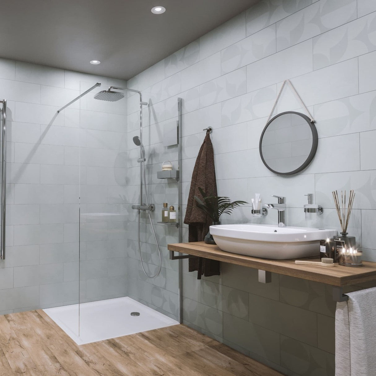 39336000 Grohe Euro Ceramic 55 x 45 cm stenski keramični umivalnik z odprtino za armaturo