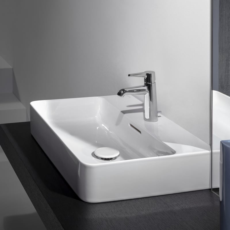 H8162844001041 Laufen VAL 65 x 42 cm nadpultni umivalnik z odprtino za armaturo