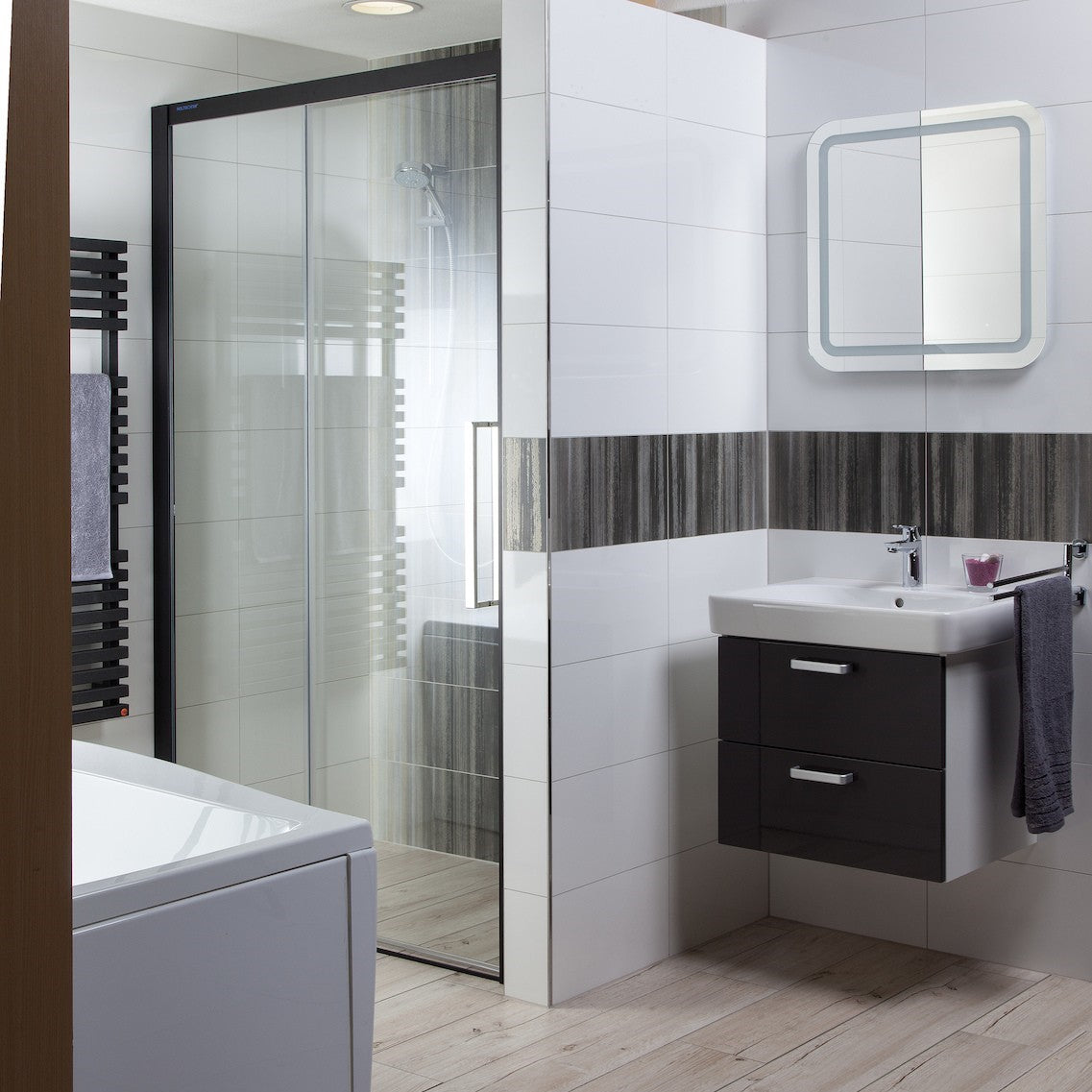 ZIL6060KRBV Naturel Pavia 60 x 60 cm kopalnisko ogledalo z led osvetlitvijo