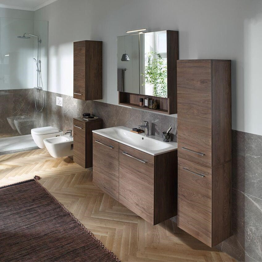 501.270.00.1 Geberit Selnova Square 79 x 85 cm omarica z ogledalom