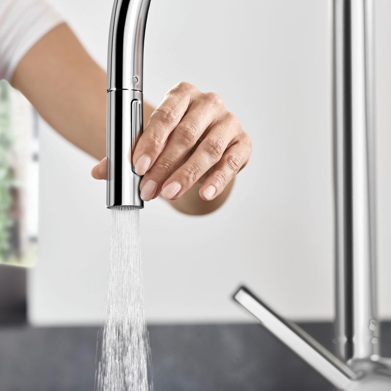 72800000 Hansgrohe Talis M54 210 vrtljiva izvlečna kuhinjska armatura