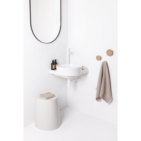 XJX01245000 Ravak Yard 45 x 45 cm kotni umivalnik z odprtino za armaturo