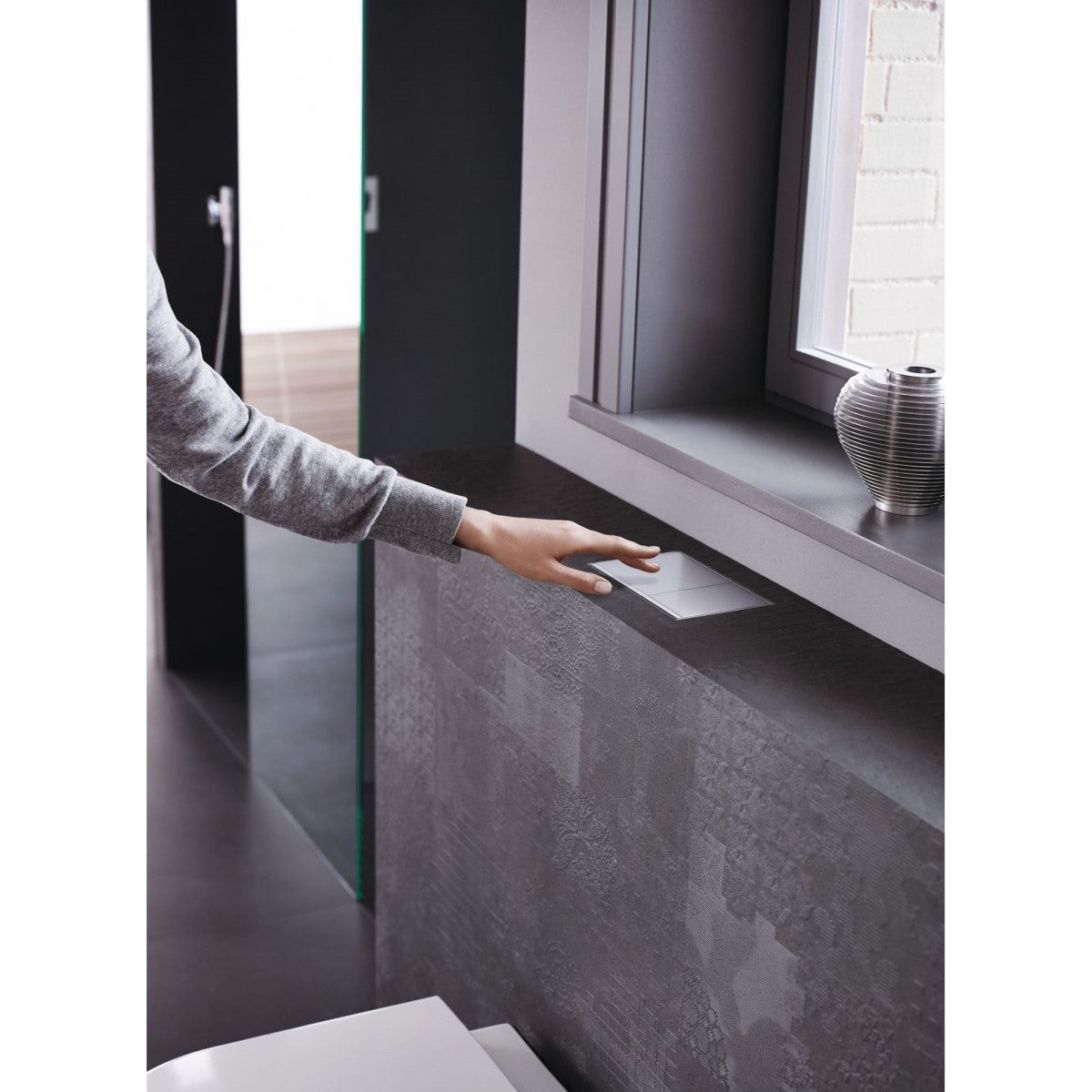 Podometni splakovalniki 111.003.00.1 Geberit Duofix Omega 82 cm podometni splakovalnik za WC školjko (111.011.00.1) | KOPALNICA-ONLINE.SI