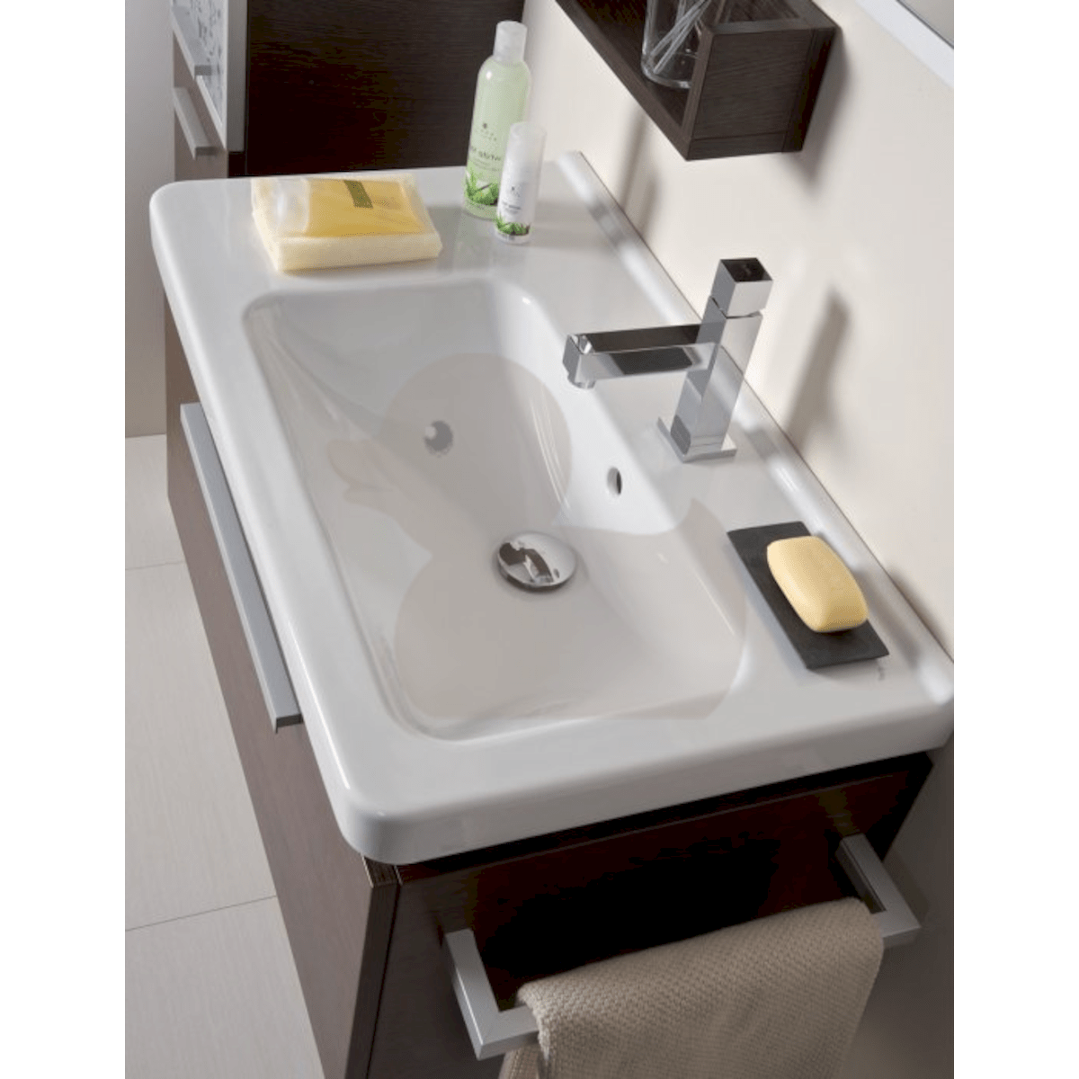 H8124210001041 Jika Cubito 75 x 45 cm keramični umivalnik z odprtino za armaturo in odlagalno poličko leva izvedba