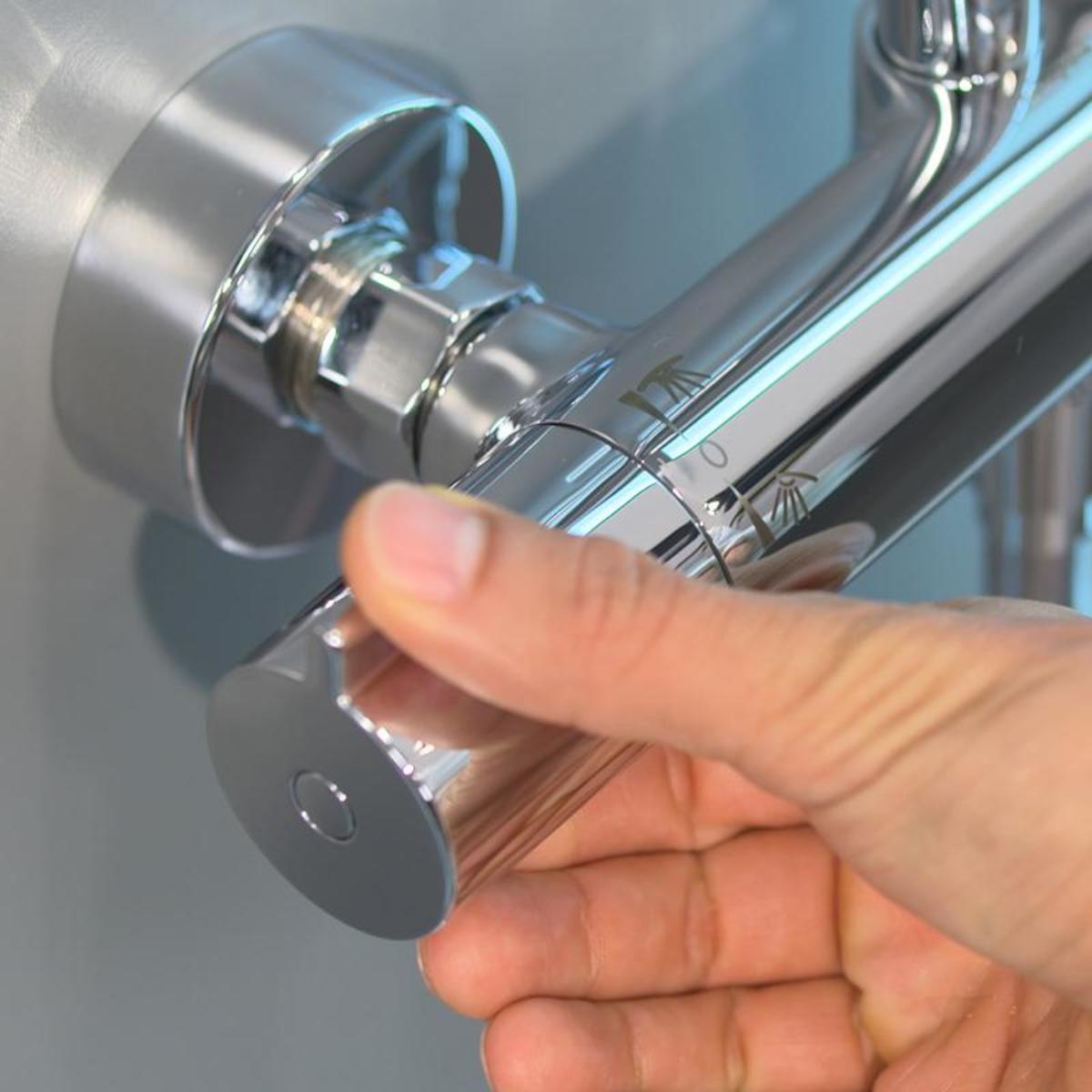 Tuš sistemi 27281000 Hansgrohe Crometta E 240 1jet EcoSmart stenska termostatska armatura s tuš setom | KOPALNICA-ONLINE.SI