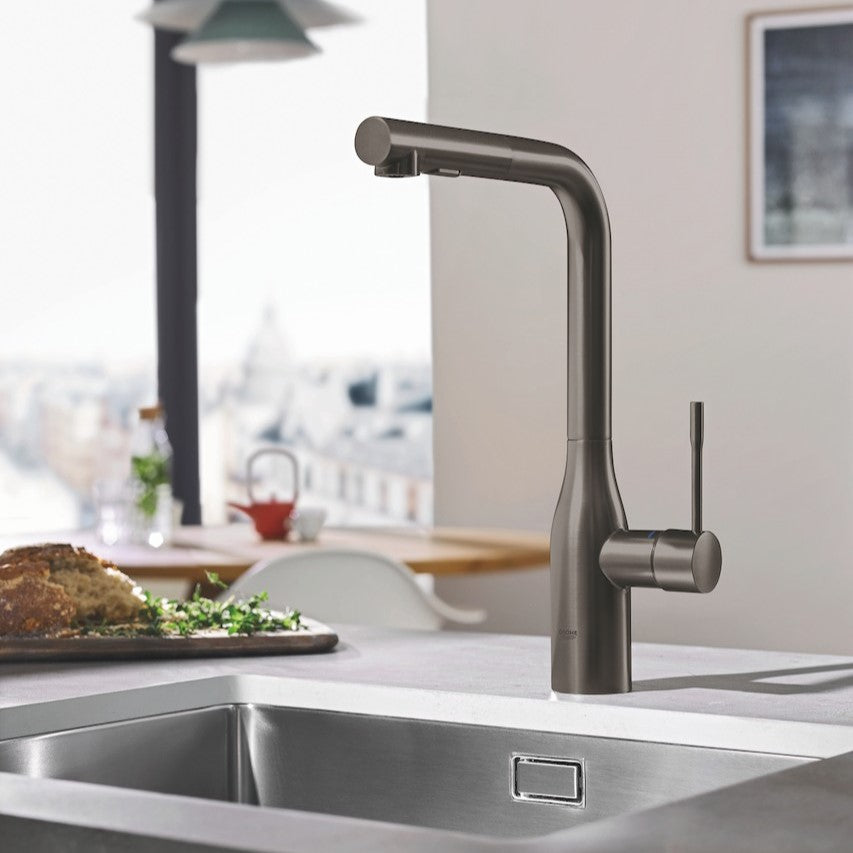 Kuhinjska armatura 30270000 Grohe Essence New vrtljiva izvlečna kuhinjska armatura | KOPALNICA-ONLINE.SI