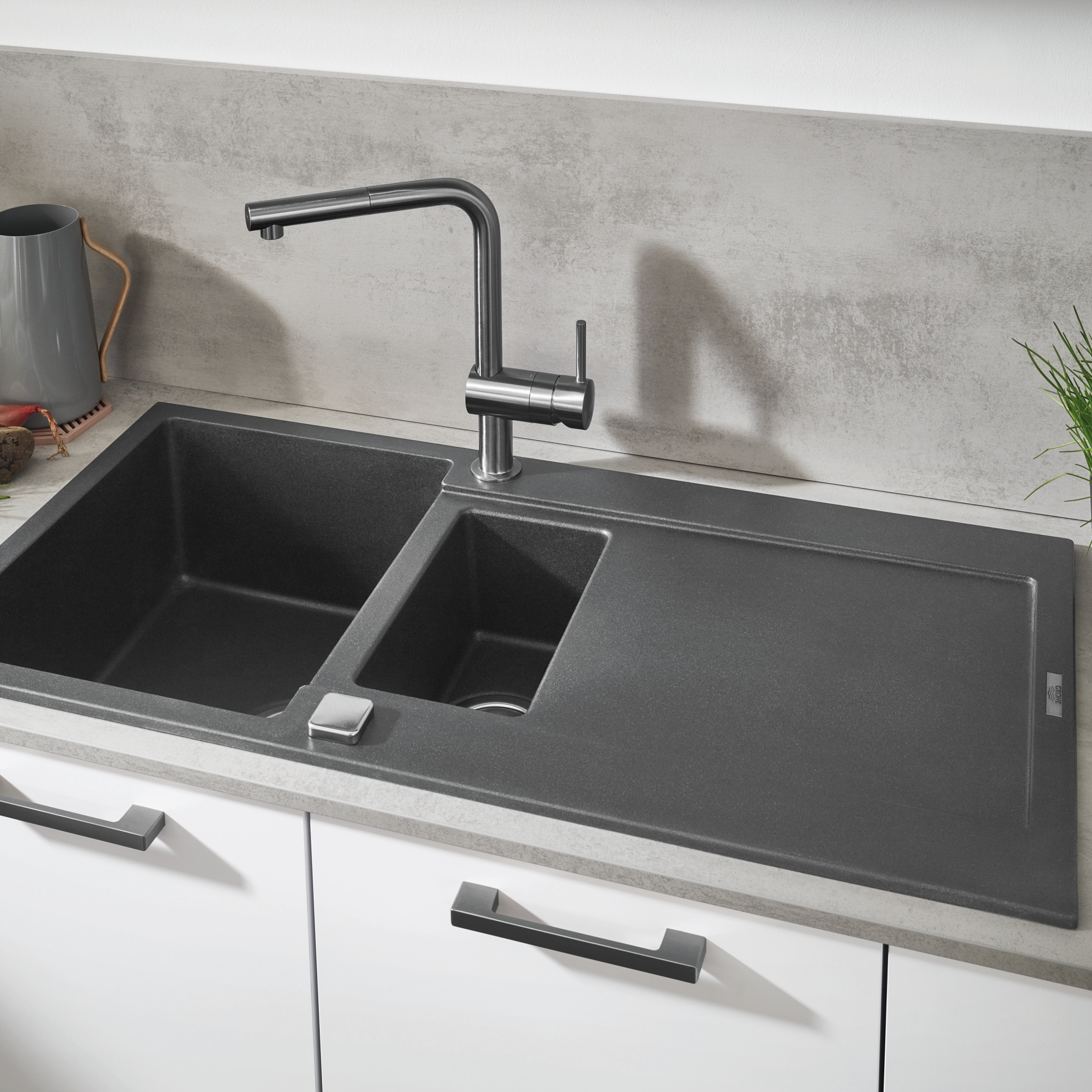 Kuhinjska armatura 32168000 Grohe Minta vrtljiva izvlečna kuhinjska armatura | KOPALNICA-ONLINE.SI
