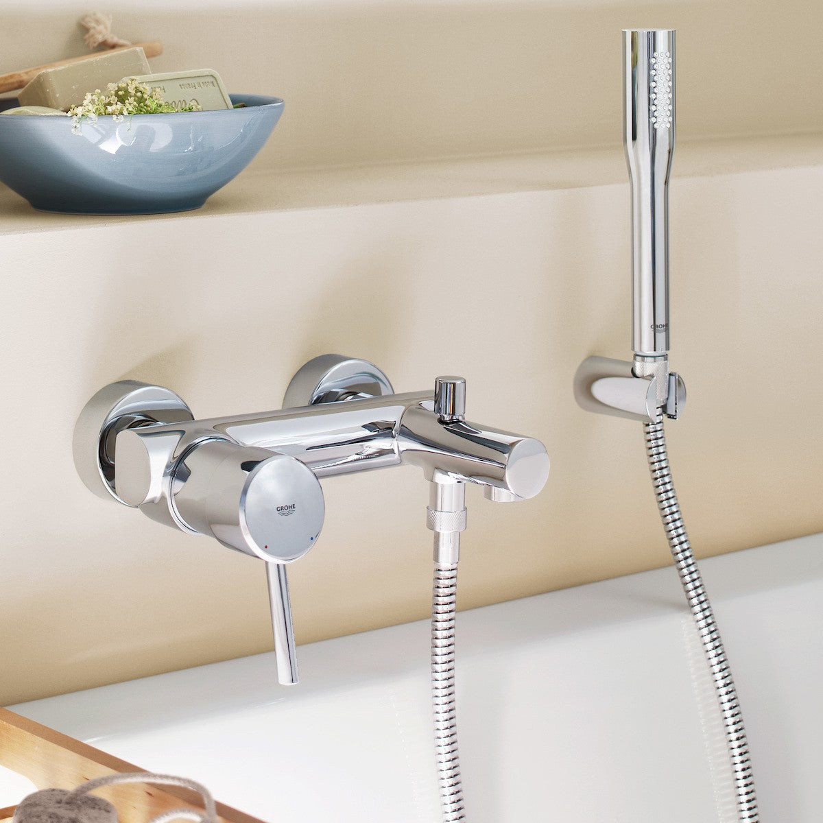 Armature 32212001 Grohe Concetto New stenska armatura za kad s tuš ročko | KOPALNICA-ONLINE.SI
