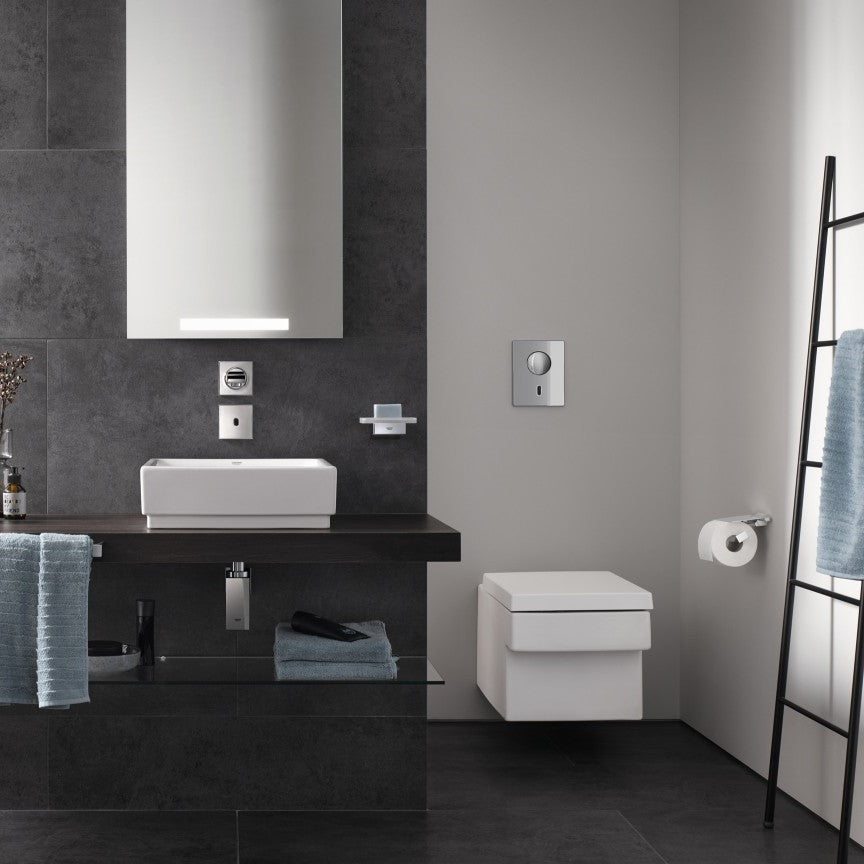 WC školjke 3924500H Grohe Cube Ceramic viseča brezrobna WC školjka | KOPALNICA-ONLINE.SI