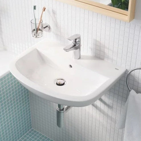 Umivalniki 39440000 Grohe Bau Ceramic 55 x 38 cm stenski keramični umivalnik z odprtino za armaturo | KOPALNICA-ONLINE.SI
