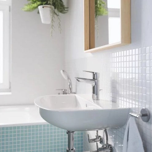 Umivalniki 39440000 Grohe Bau Ceramic 55 x 38 cm stenski keramični umivalnik z odprtino za armaturo | KOPALNICA-ONLINE.SI