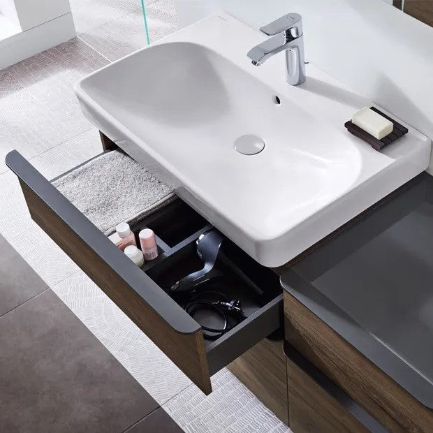 Umivalniki 500.249.01.1 Geberit Smyle Square 75 x 48 cm keramični umivalnik z odprtino za armaturo | KOPALNICA-ONLINE.SI