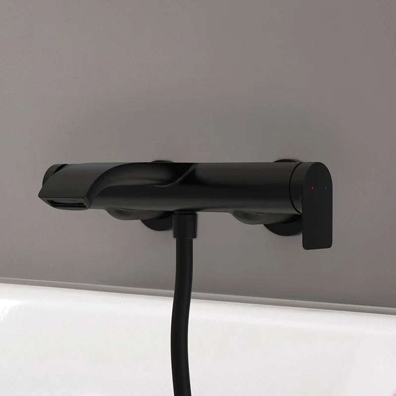 Armature 75420670 Hansgrohe Vivenis stenska armatura za kad črna | KOPALNICA-ONLINE.SI