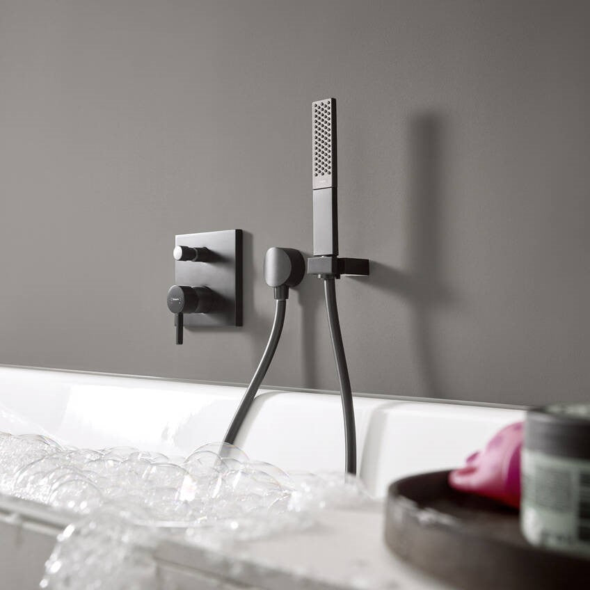 Armature 76415670 Hansgrohe Finoris pokrivna plošča črna | KOPALNICA-ONLINE.SI