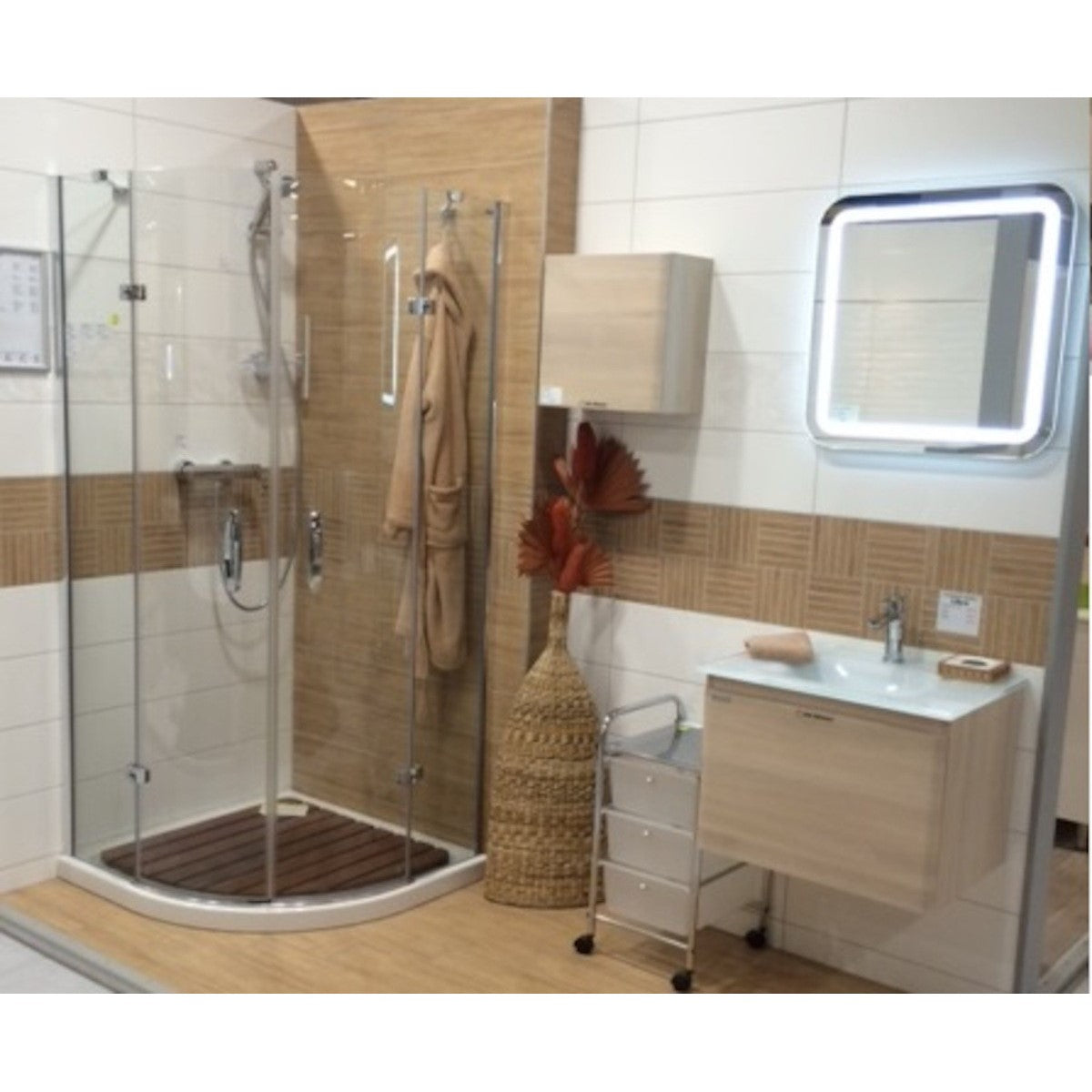 Tuš kadi 8.5372.3.000.000.3 JIKA 90 x 90 cm polkrožna keramična tuš kad | KOPALNICA-ONLINE.SI