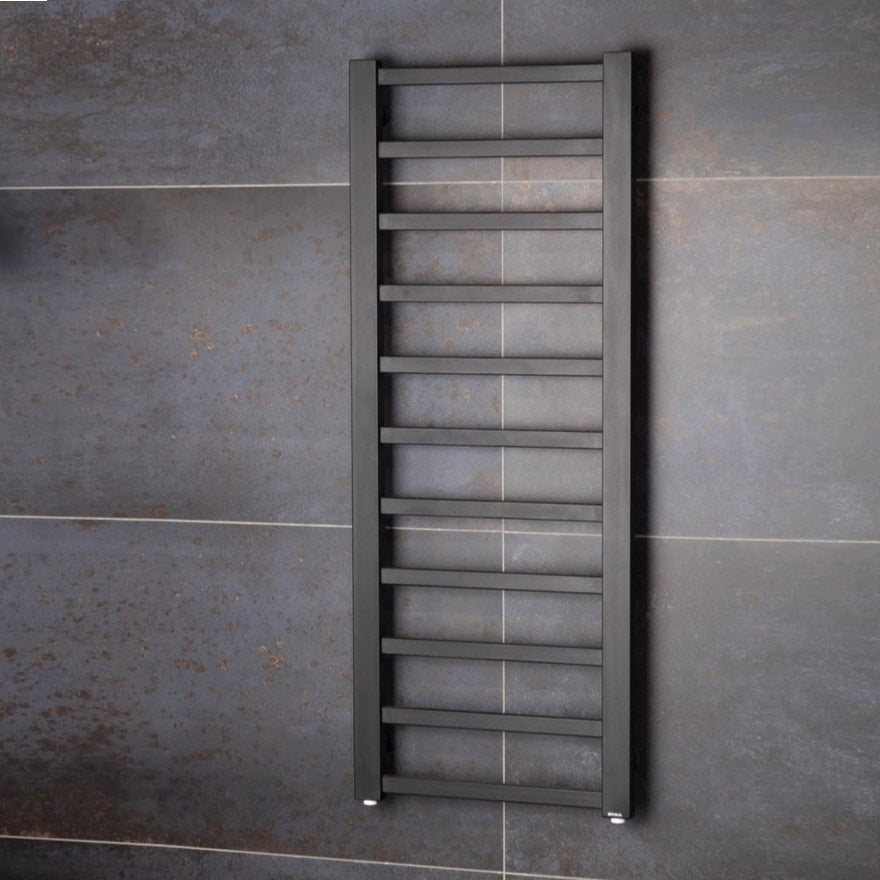 G35001280BL P.M.H. Galeon 128 cm x 50 cm črni kopalniški radiator univerzalni