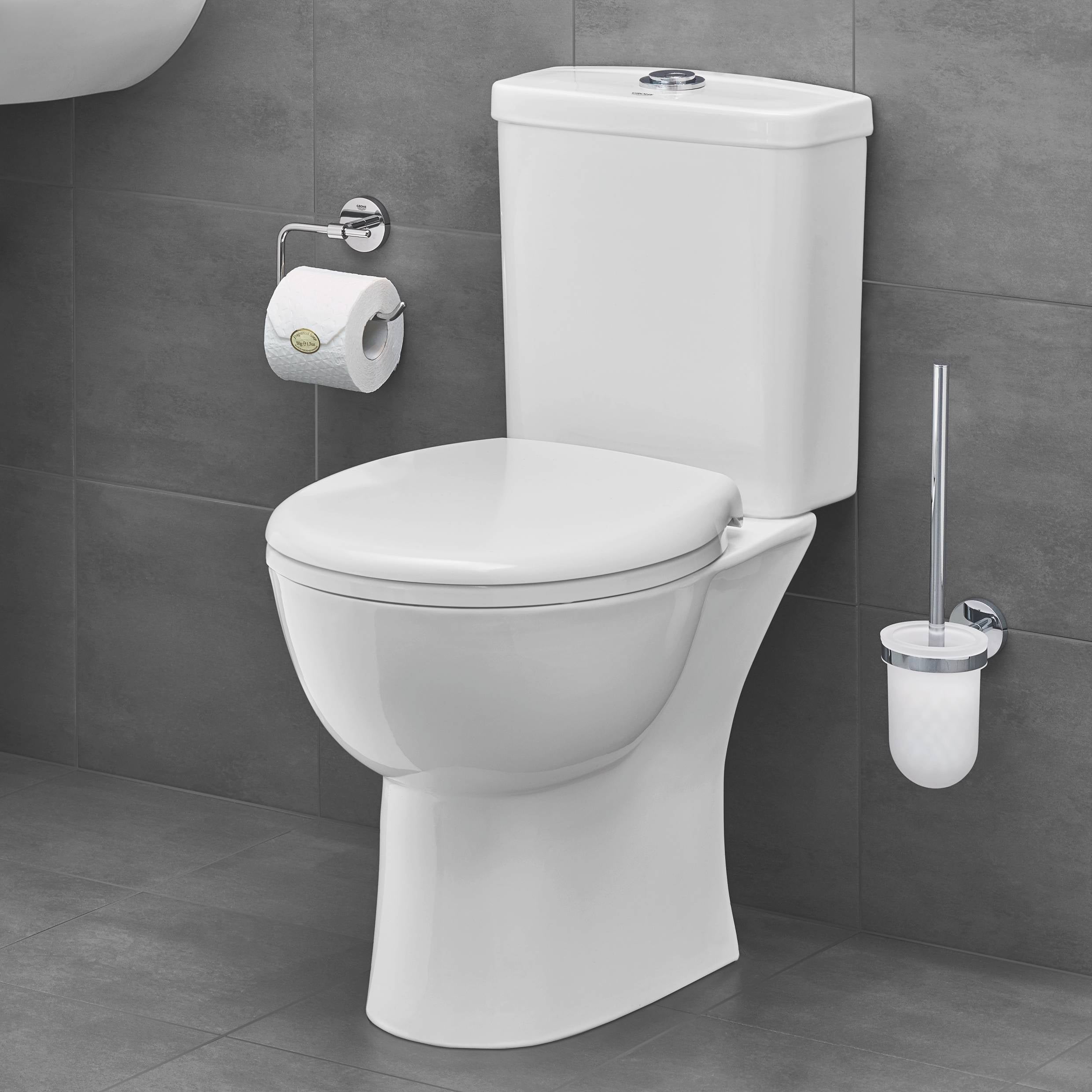 WC školjke 39347000 Grohe Bau Ceramic talna WC školjka monoblok (stenski izliv) z WC desko s počasnim zapiranjem | KOPALNICA-ONLINE.SI
