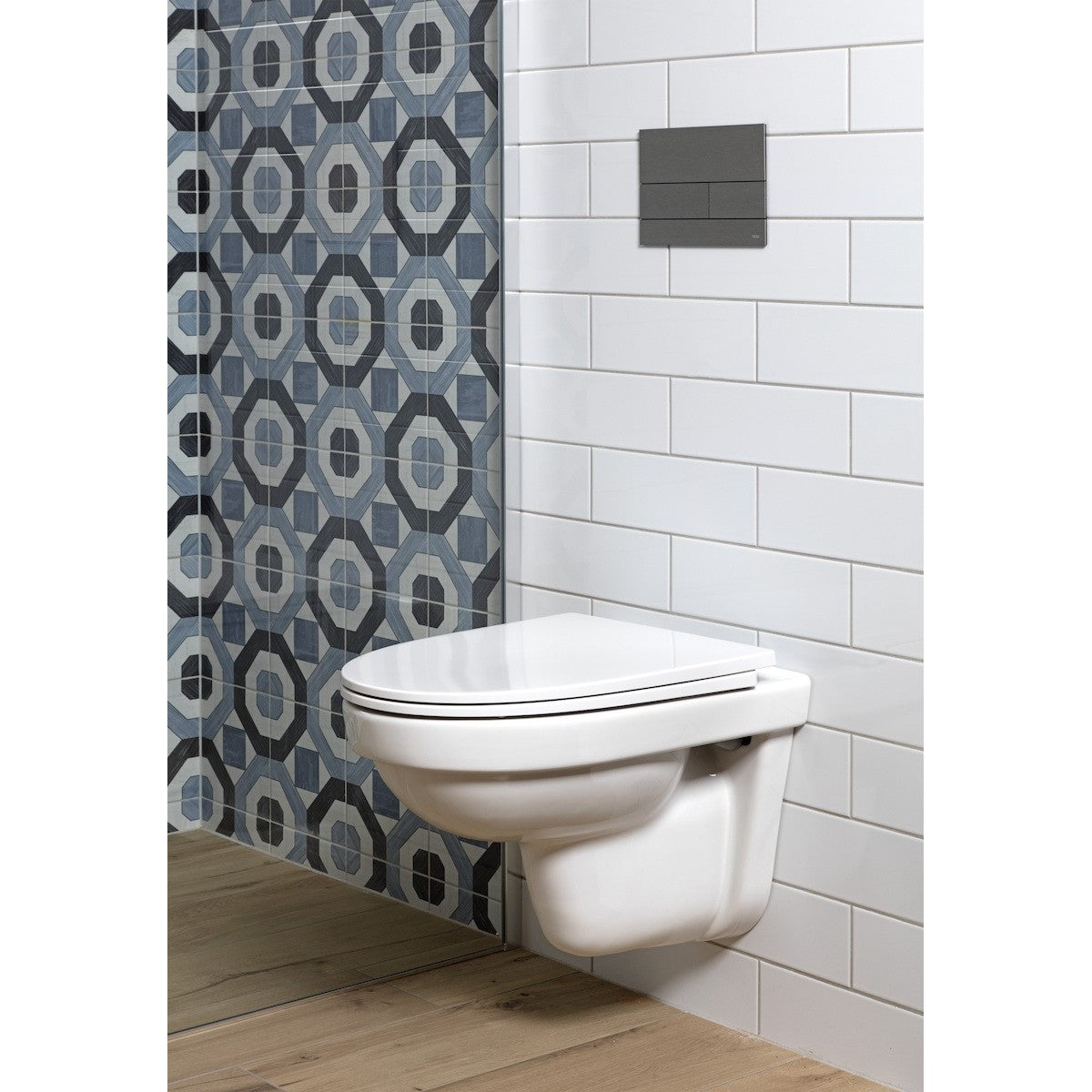 H8201500000001 Laufen Pro Nordic viseča brezrobna WC školjka