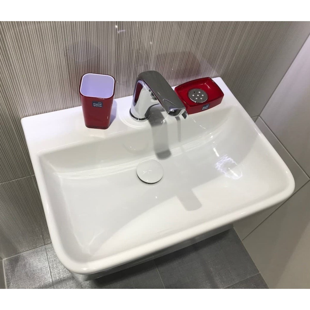 HA5540 Glacera Havana 55 x 40 cm pravokotni stenski keramični umivalnik z odprtino za armaturo