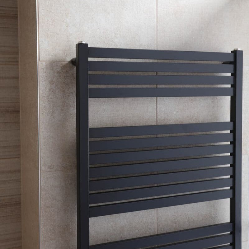KH4501690SBL Thermal Trend KH 45 cm x 169 cm črni kopalniški radiator univerzalni