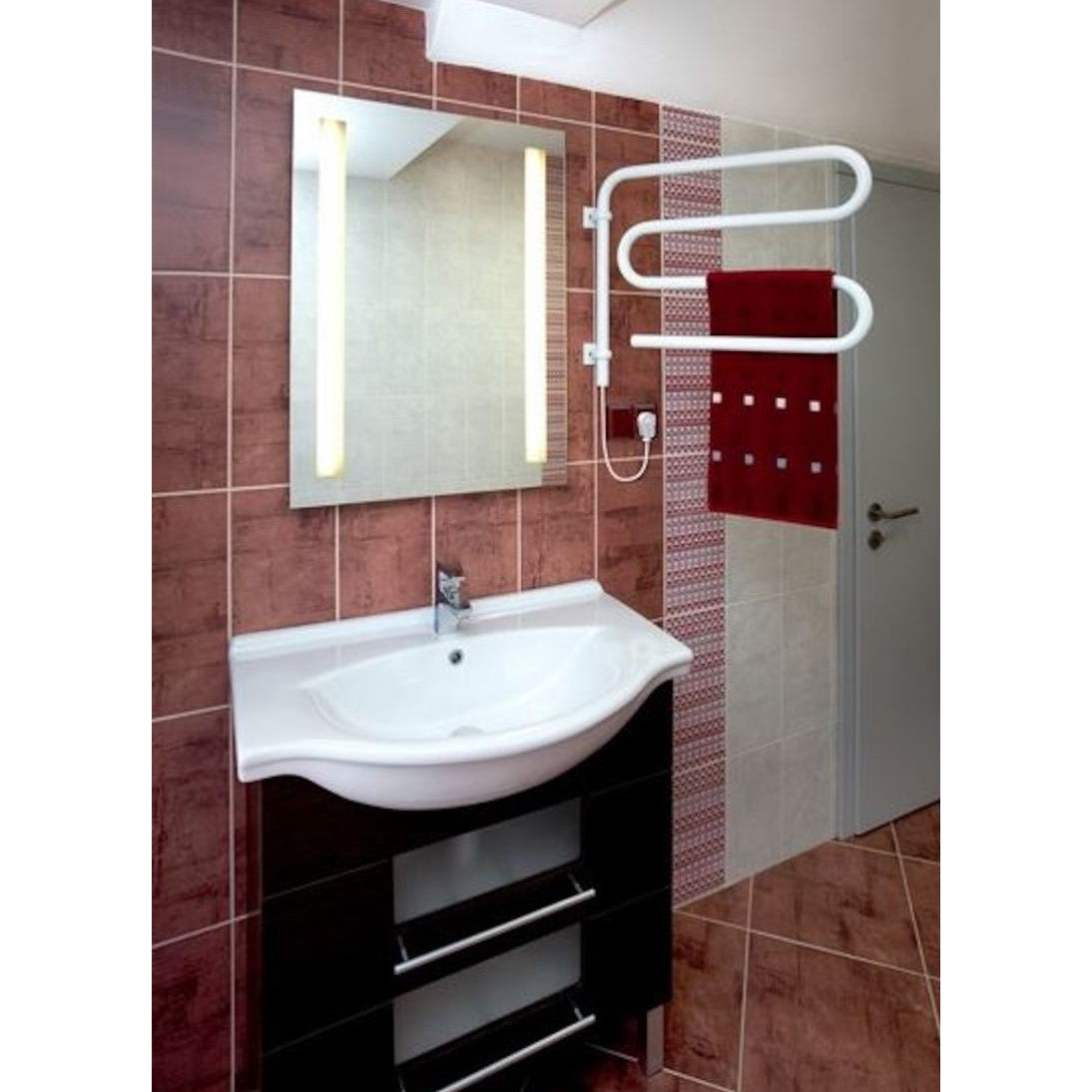 S60K ELVL 52 cm x 62 cm električni stenski sušilec za brisače