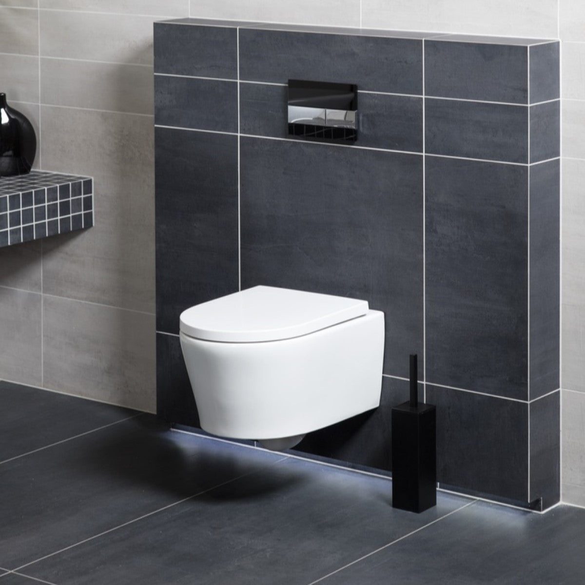 SATBRE010RREXP SAT Brevis viseča brezrobna WC školjka z WC desko s počasnim zapiranjem