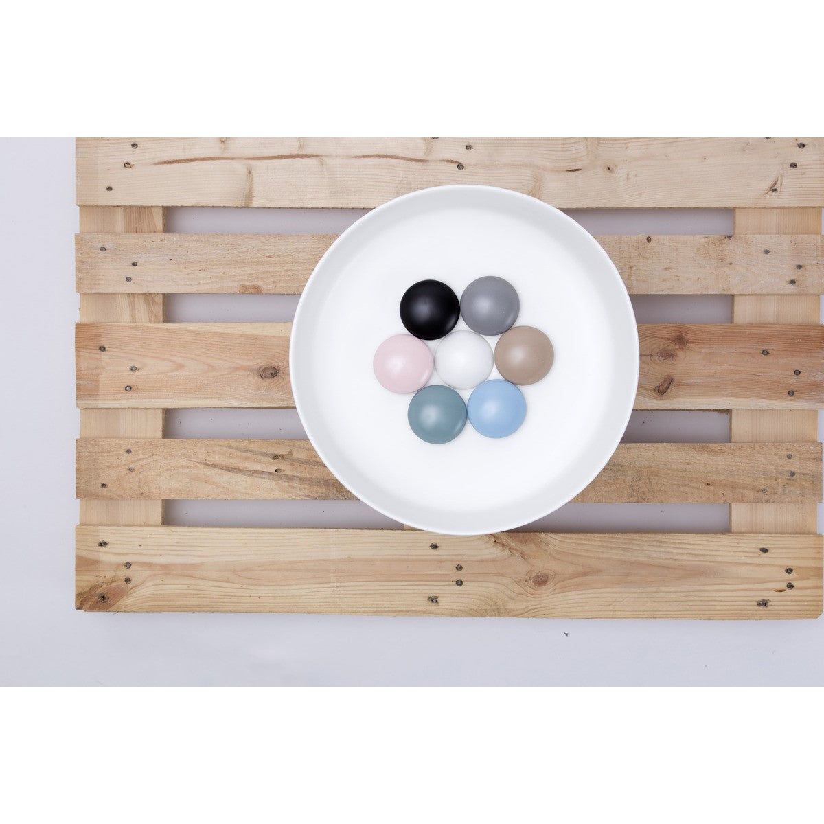 SATINF3939LBRM SAT Infinitio 39 x 39 cm okrogli bež nadpultni keramični umivalnik z mat zaključkom