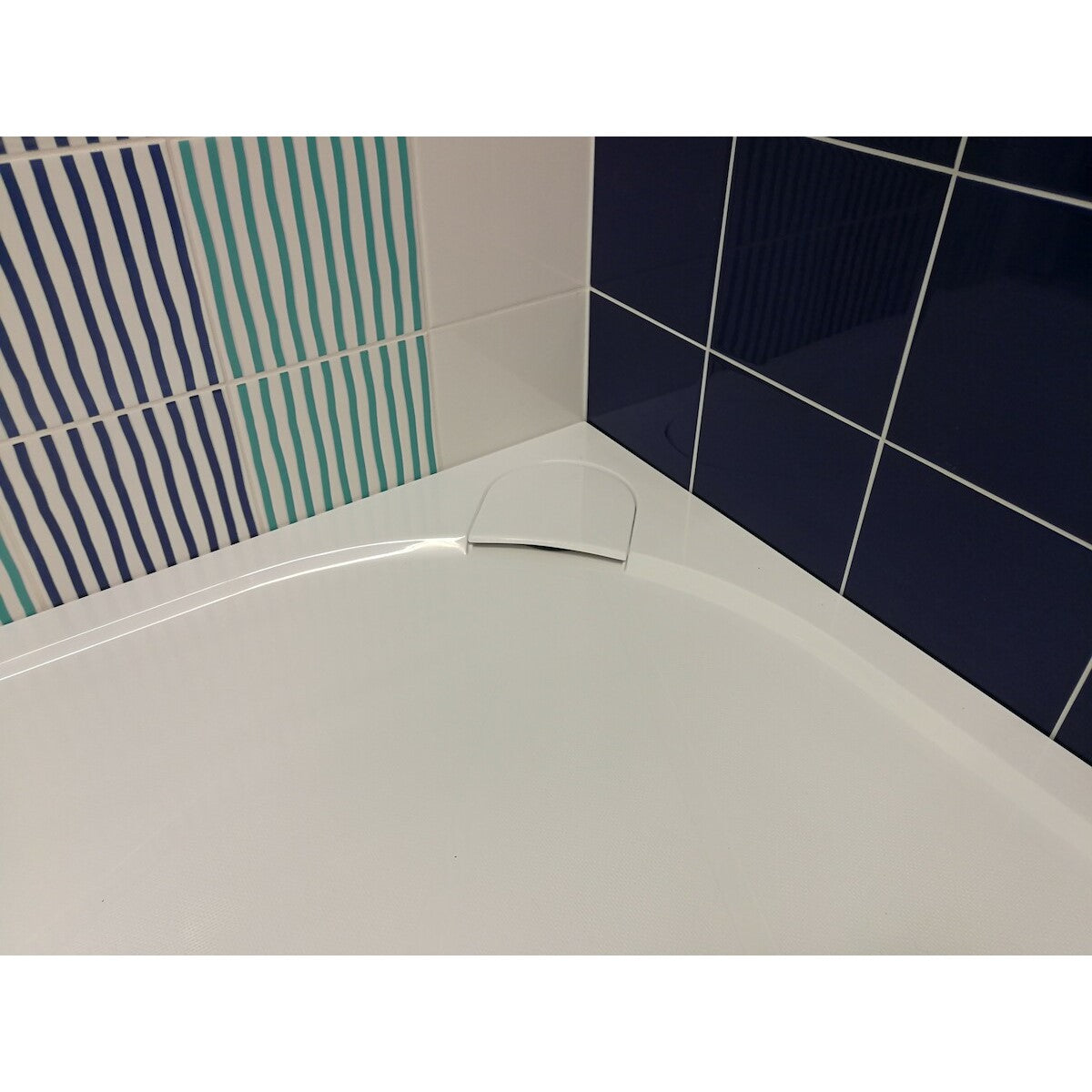 SIKOLIMCC14090 SAT 140 x 90 cm pravokotna tuš kad iz litega marmorja