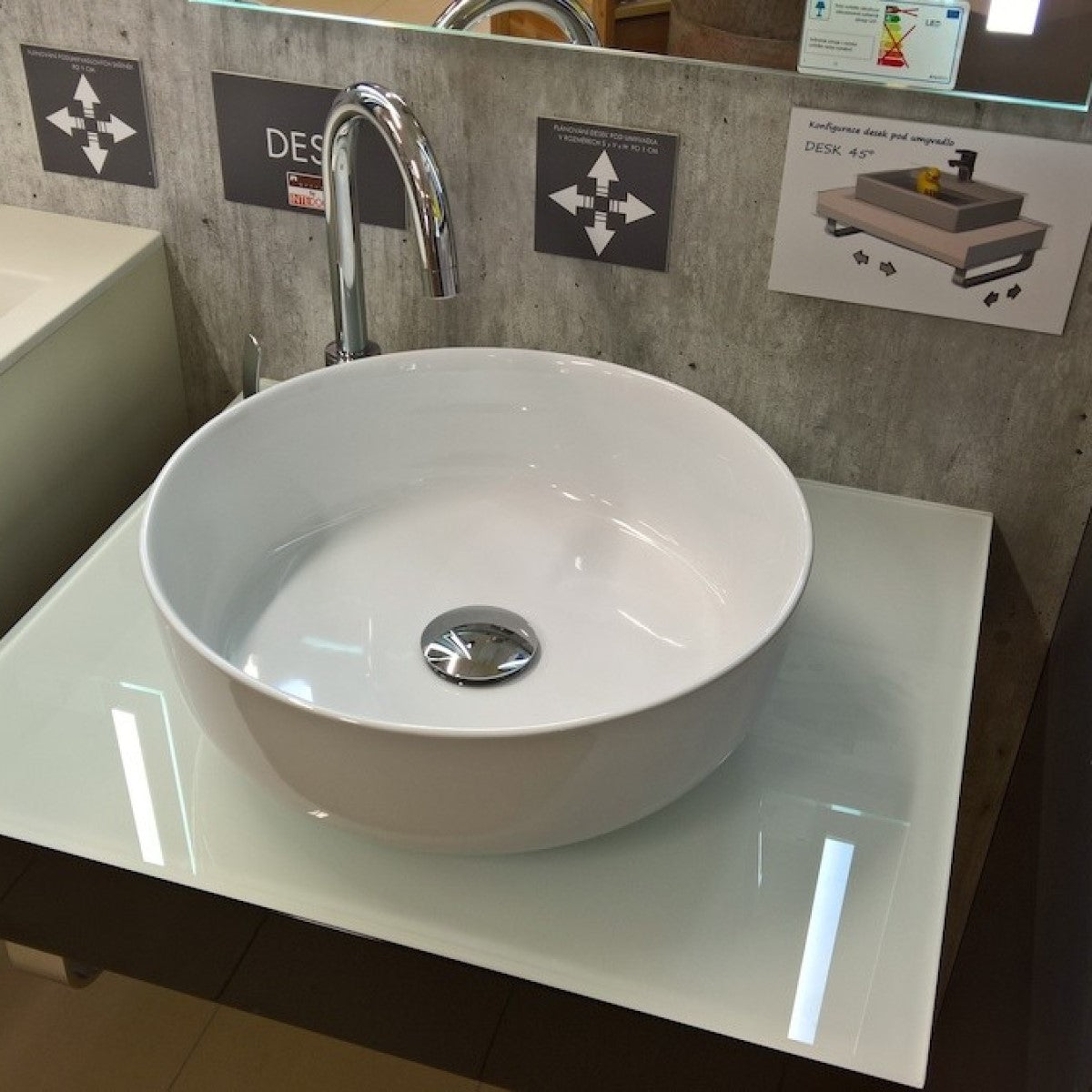 SLM3939 Triomini Slim 39 x 39 cm okrogli nadpultni umivalnik