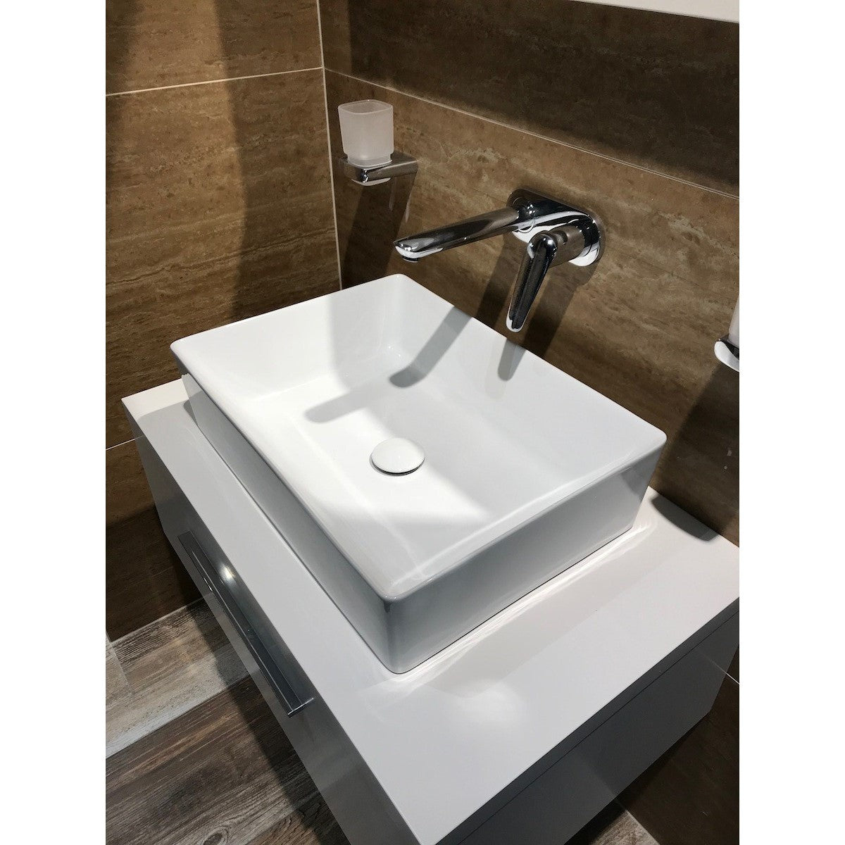 SLM5539 Triomini Slim 55 x 39 cm pravokotni nadpultni umivalnik