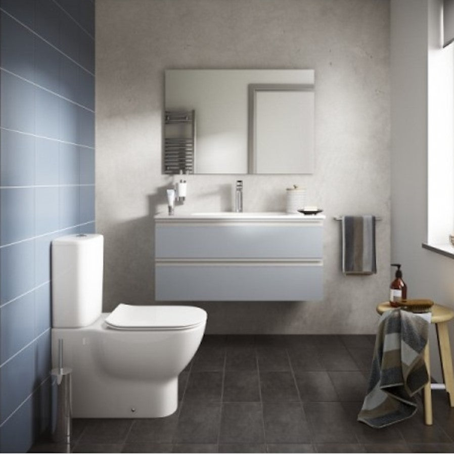 SIKOSIST0082 Ideal Standard Tesi AQUABLADE talna brezrobna WC školjka monoblok z WC desko s počasnim zapiranjem