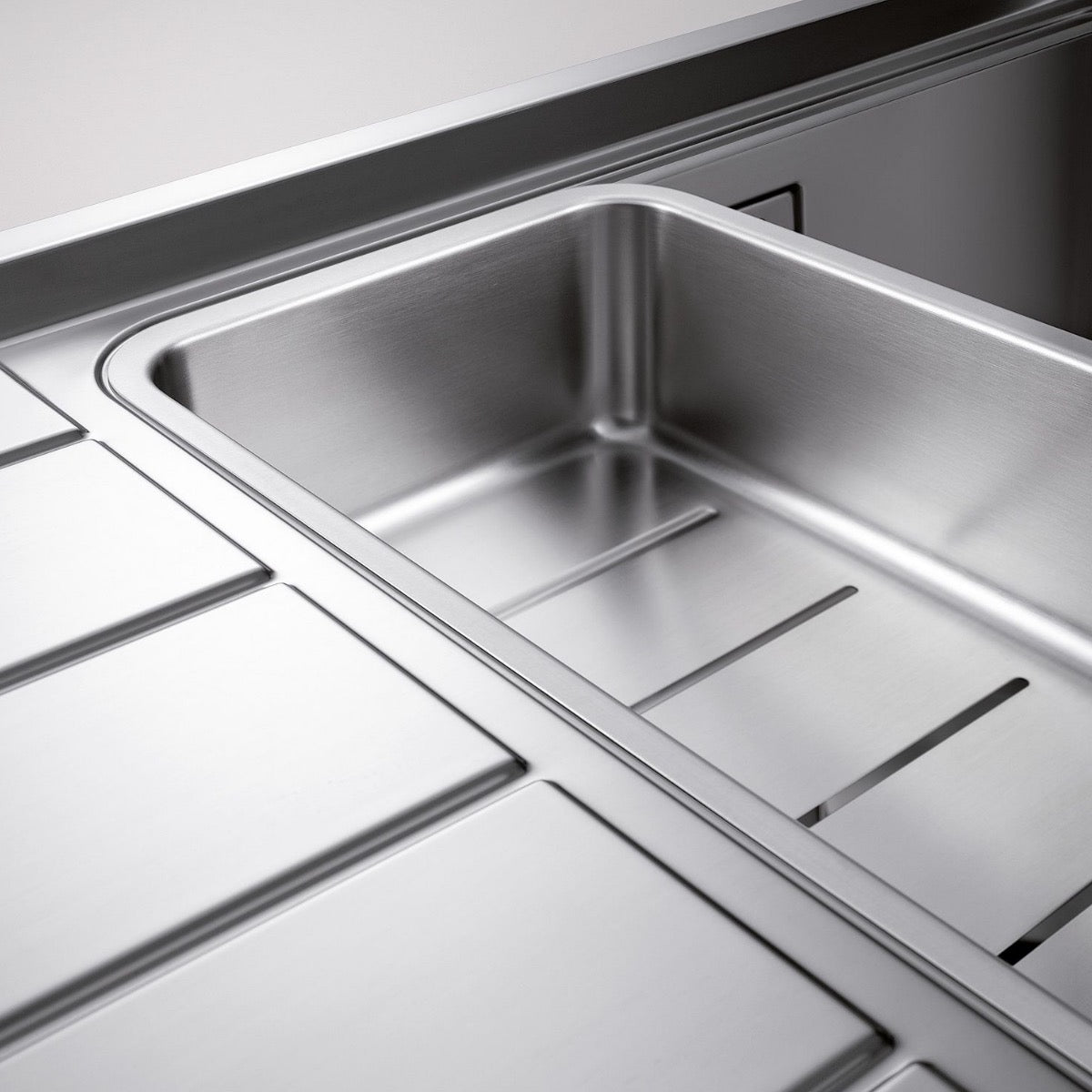 227692 Blanco odcejalna posoda za pomivalno korito