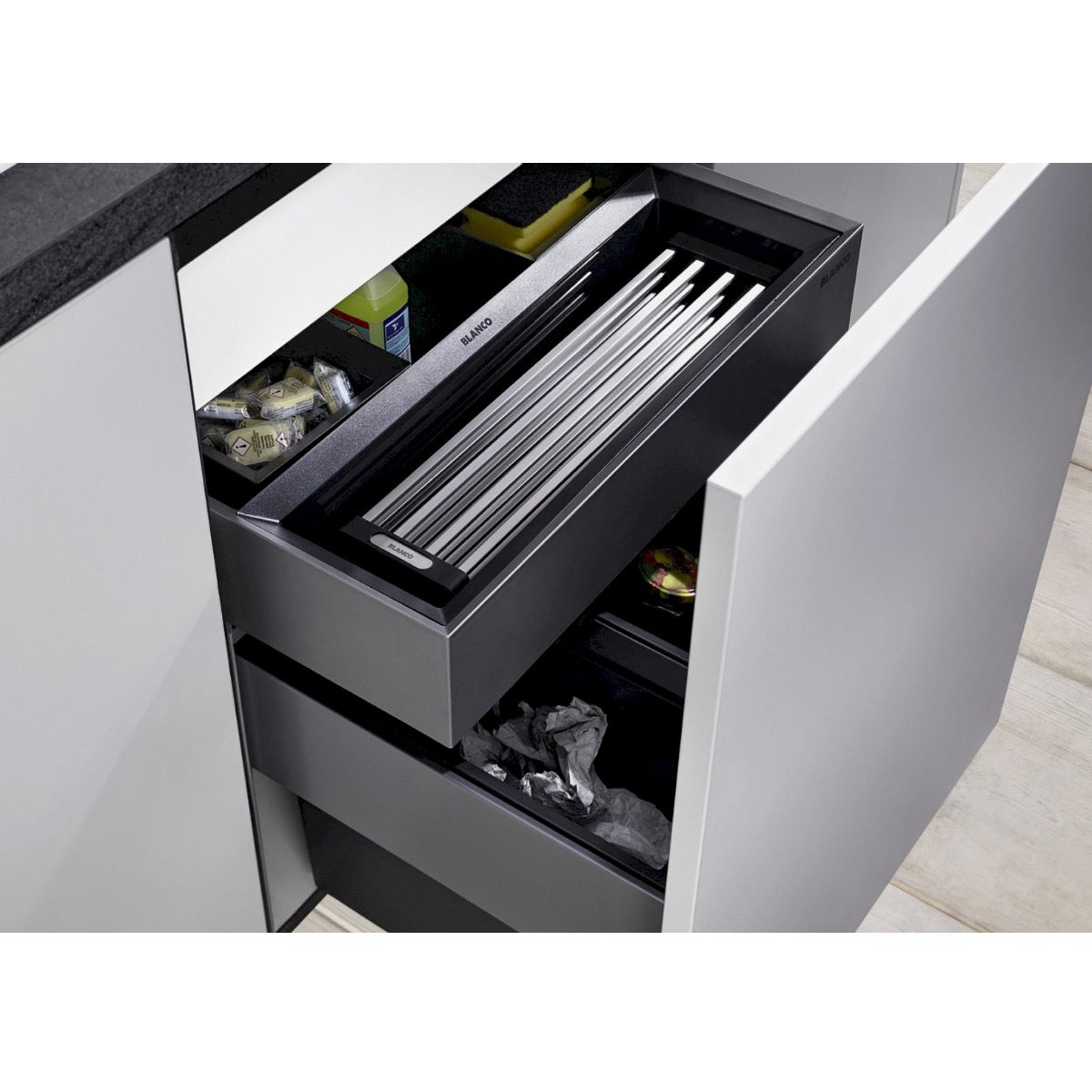 238483 Blanco zložljiva odcejalna rešetka za pomivalno korito