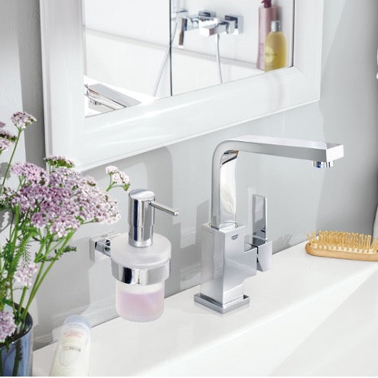 40756001 Grohe Essentials Cube milnik za tekoče milo
