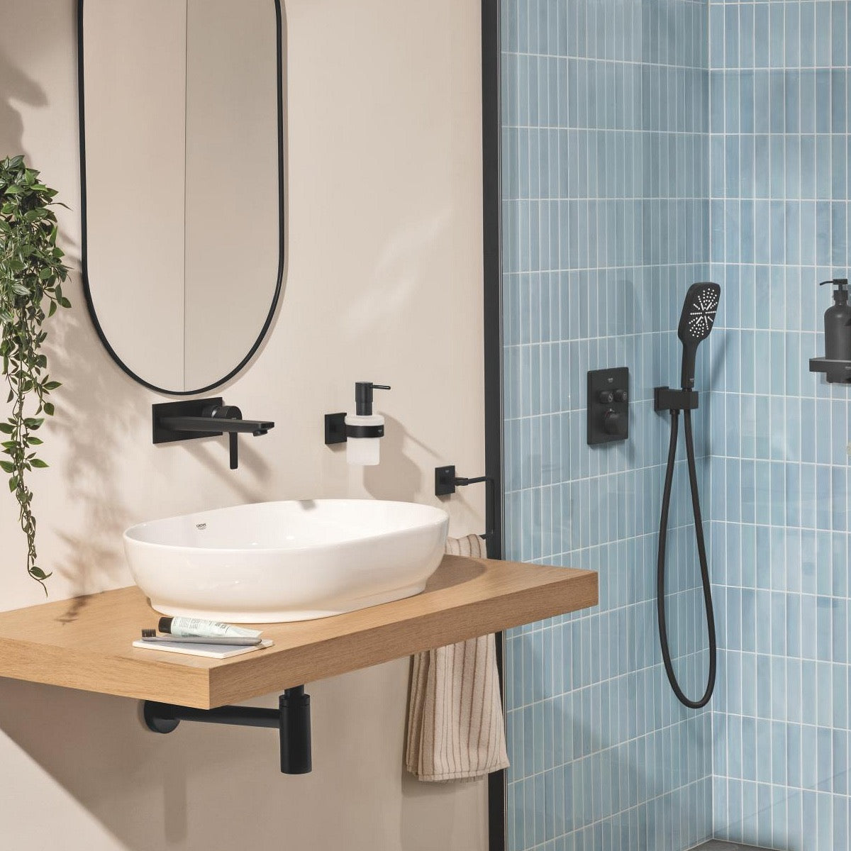 103563SH00 Grohe Essence 60 x 40 cm ovalni nadpultni umivalnik