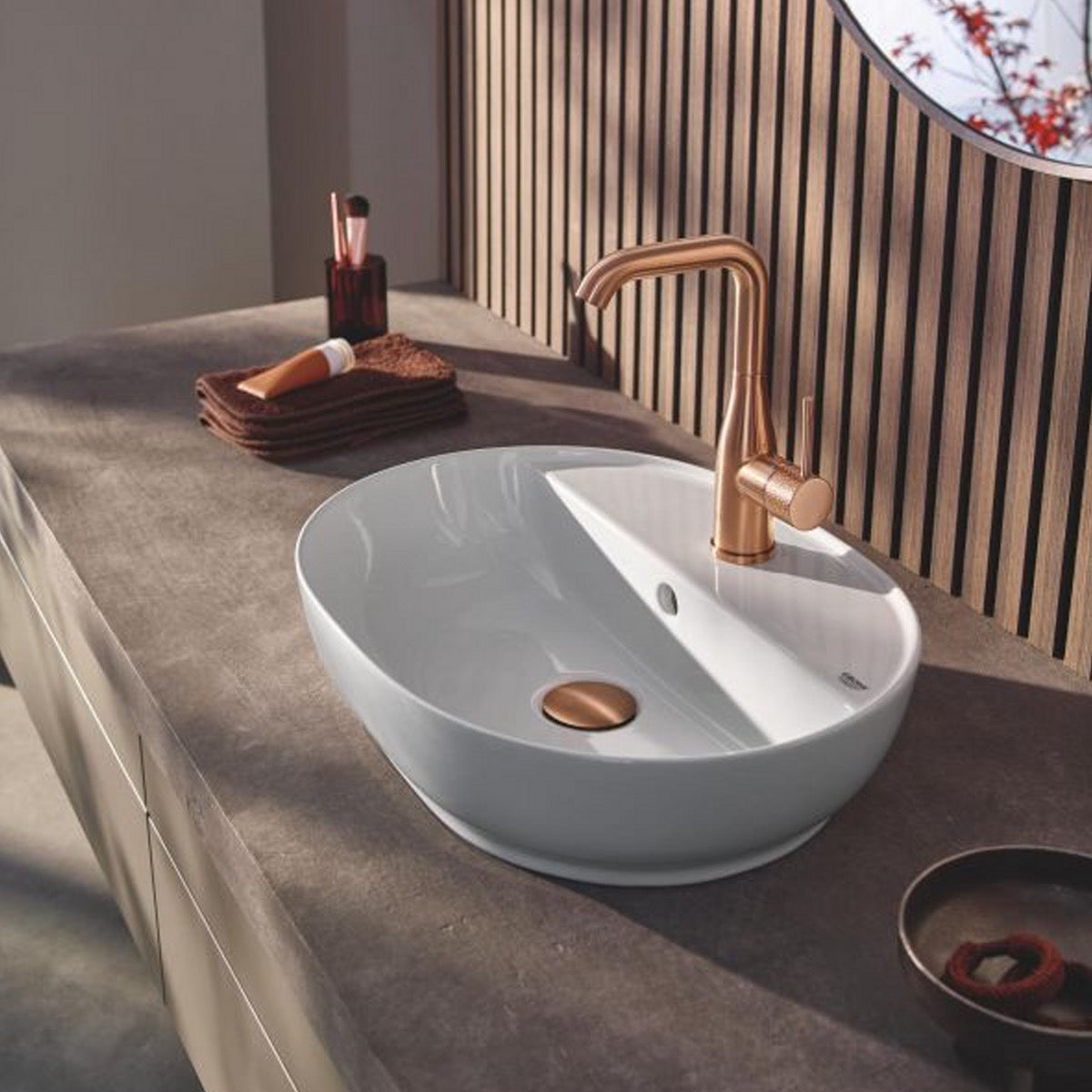 103566SH00 Grohe Essence 50 x 38,5 cm ovalni nadpultni umivalnik z odprtino za armaturo